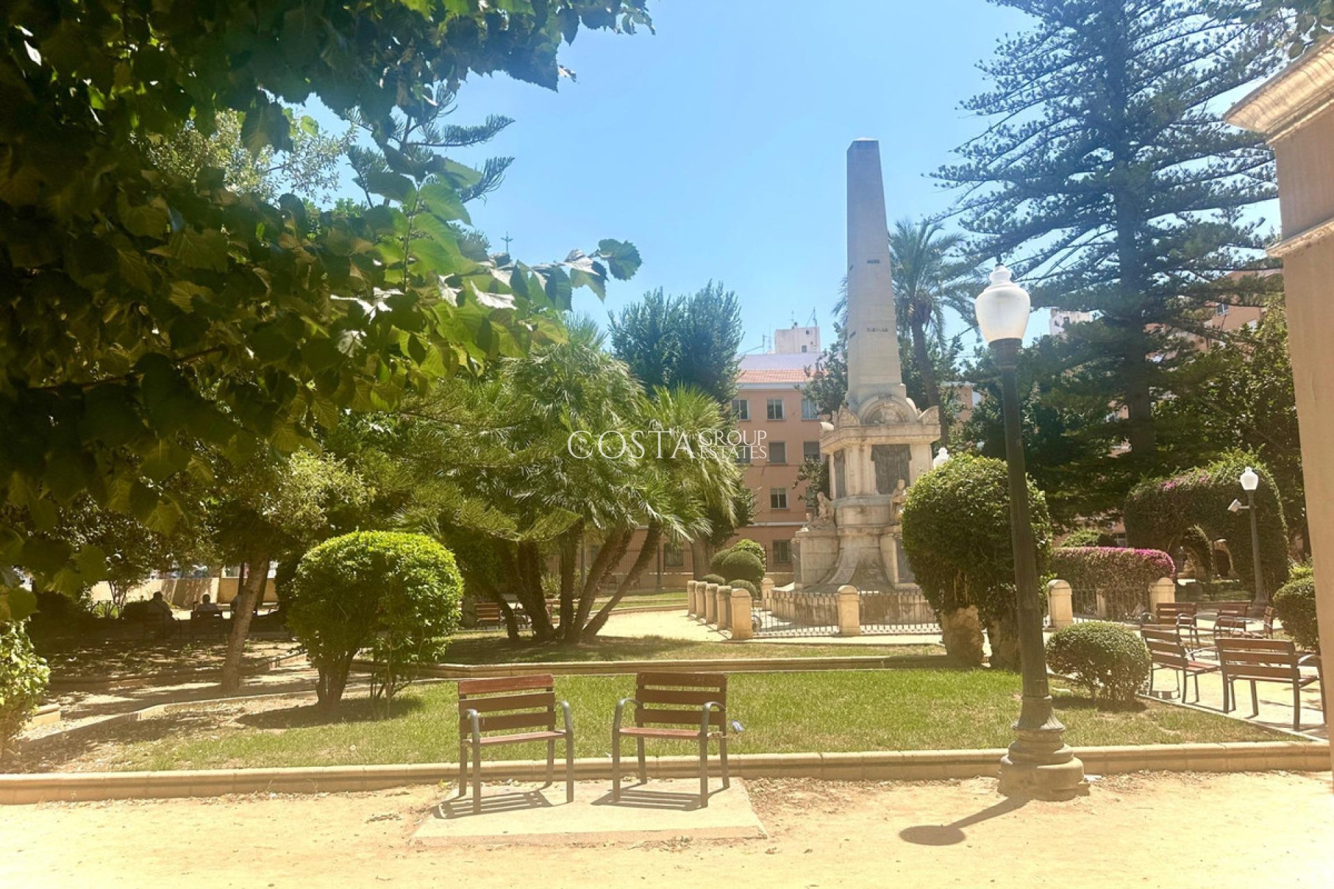 Resale - Apartments -
Alicante - Alicante Centro