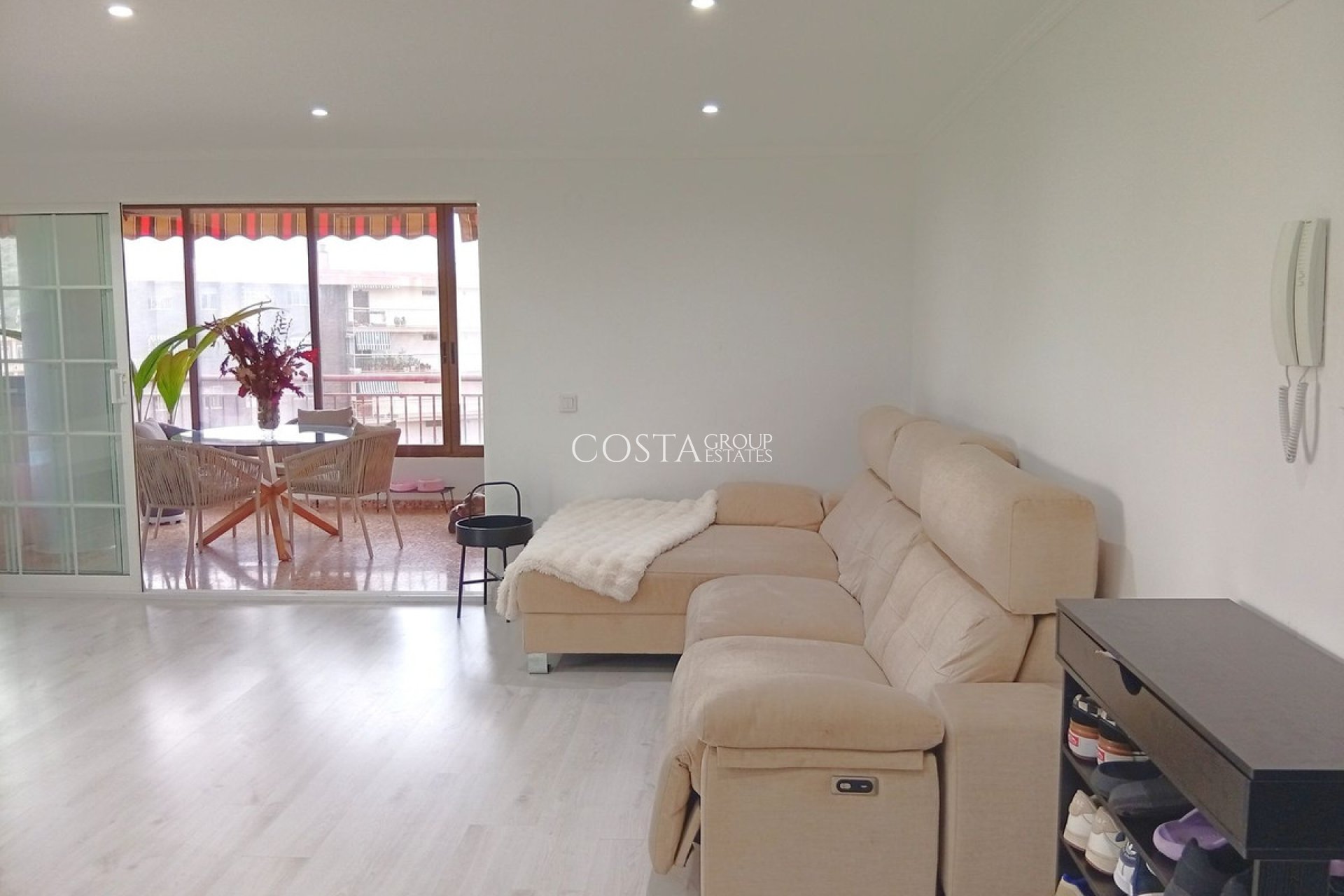 Resale - Apartments -
Alicante - Alicante Centro