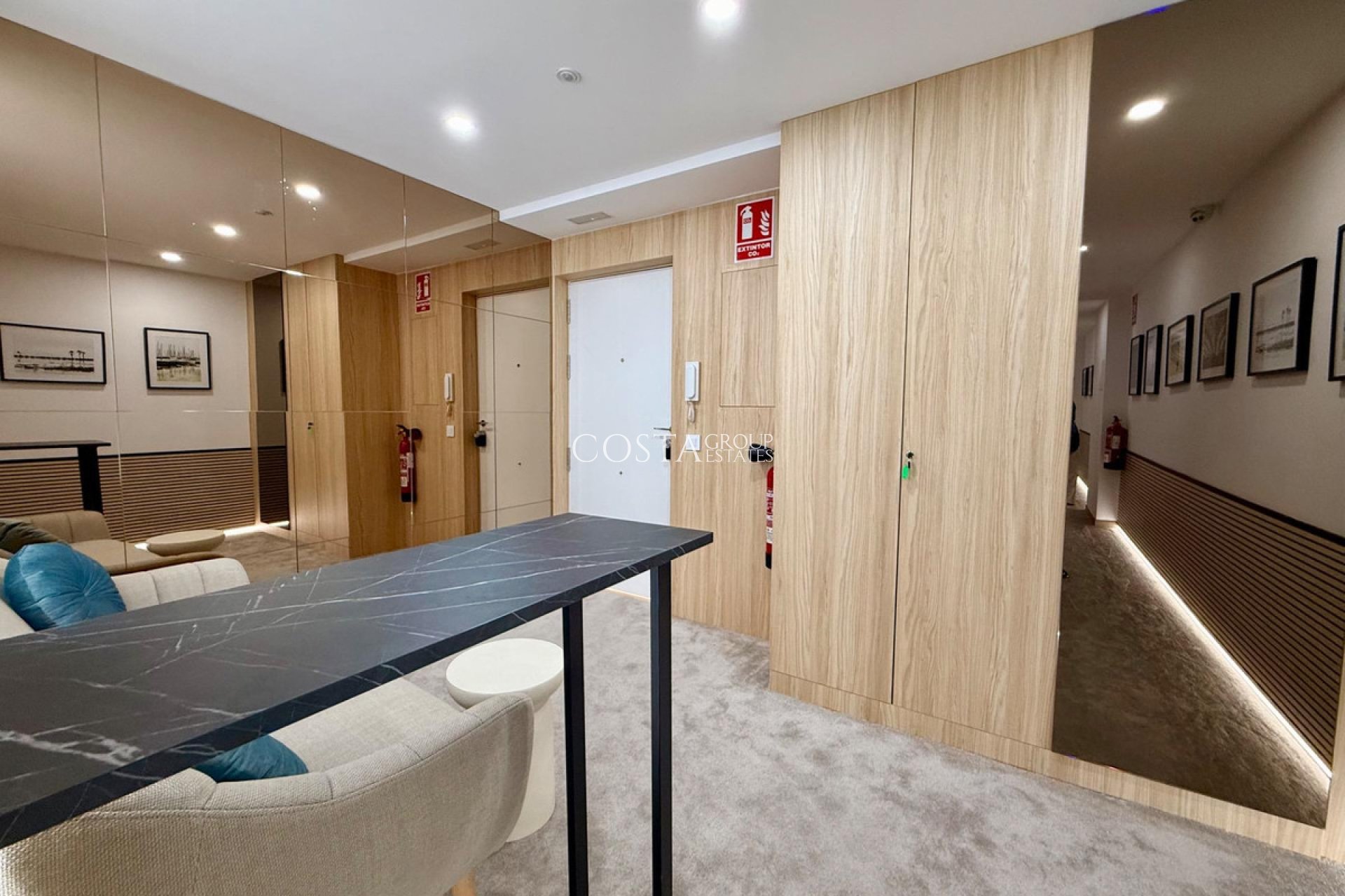 Resale - Apartments -
Alicante - Alicante Centro