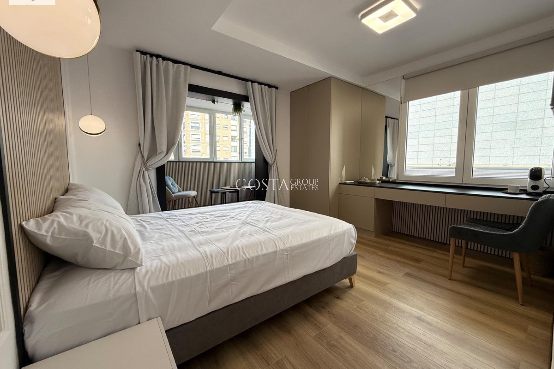 Resale - Apartments -
Alicante - Alicante Centro