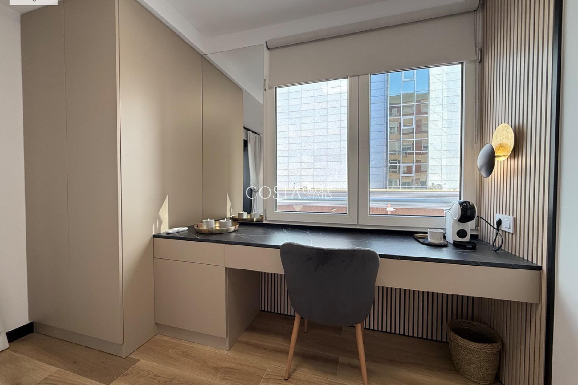 Resale - Apartments -
Alicante - Alicante Centro