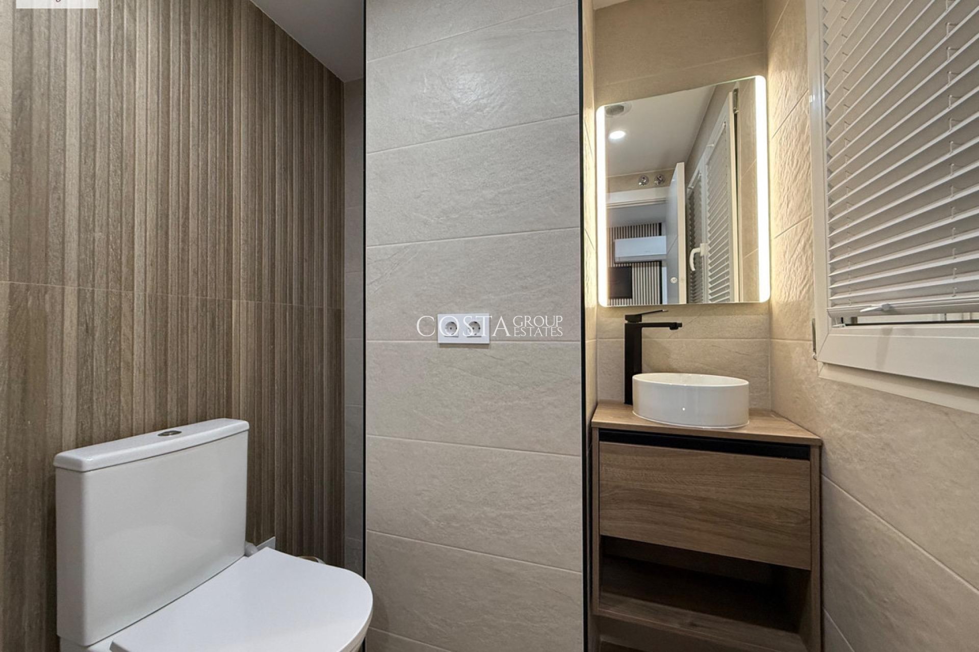 Resale - Apartments -
Alicante - Alicante Centro