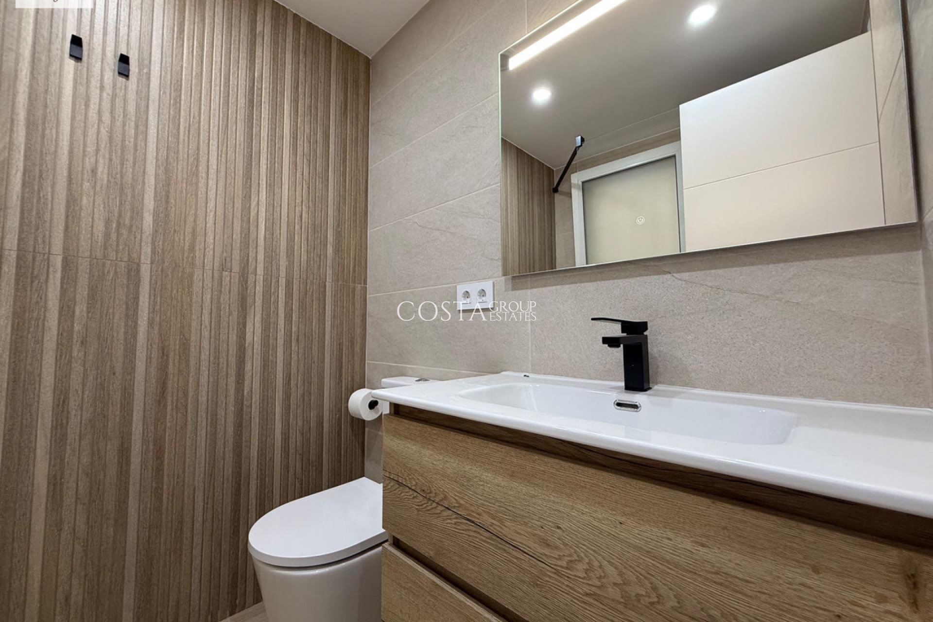 Resale - Apartments -
Alicante - Alicante Centro