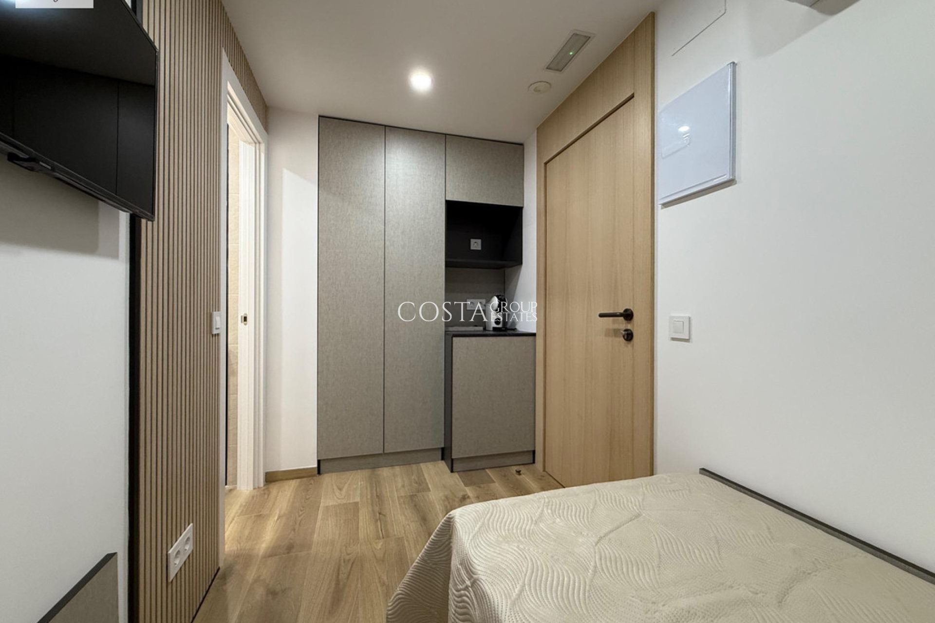 Resale - Apartments -
Alicante - Alicante Centro