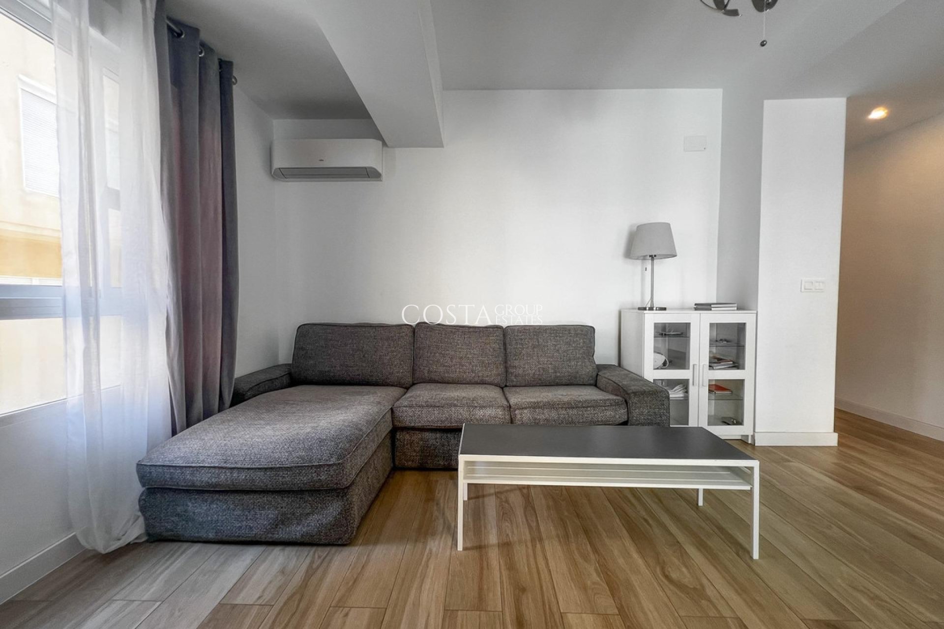 Resale - Apartments -
Alicante - Alicante Centro
