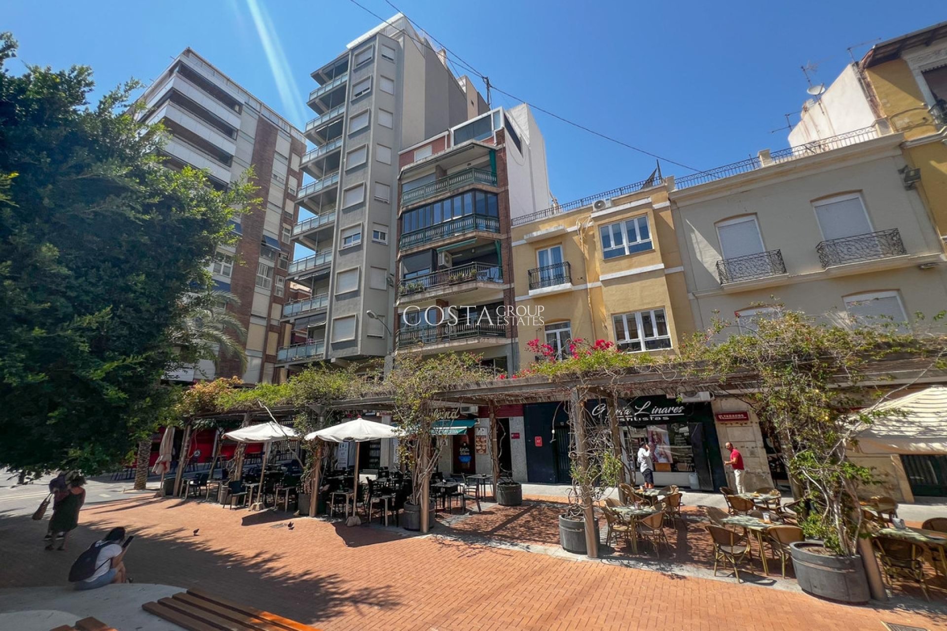 Resale - Apartments -
Alicante - Alicante Centro
