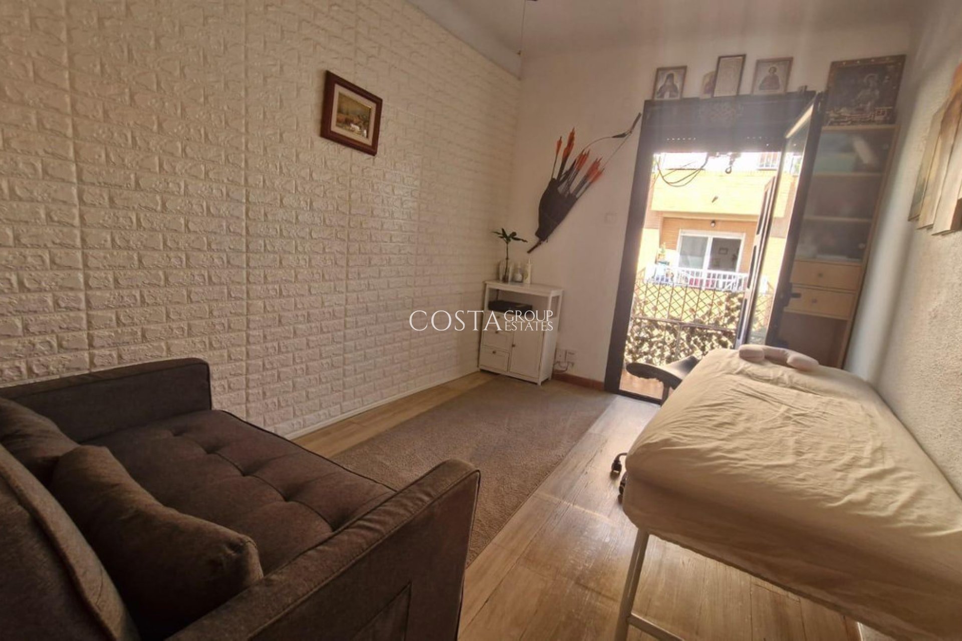 Resale - Apartments -
Alicante - Alicante Centro