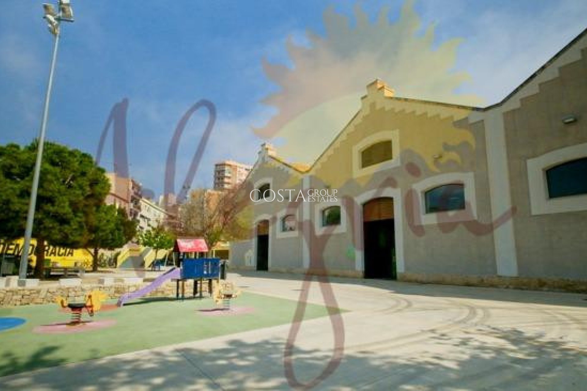 Resale - Apartments -
Alicante - Alicante Centro