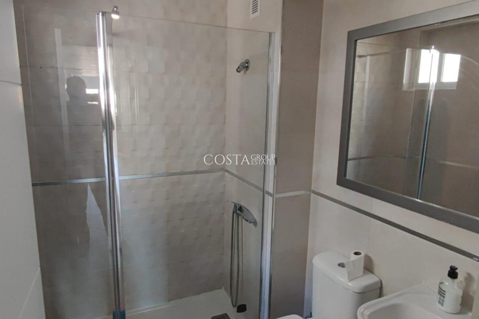 Resale - Apartments -
Alicante - Alicante Centro