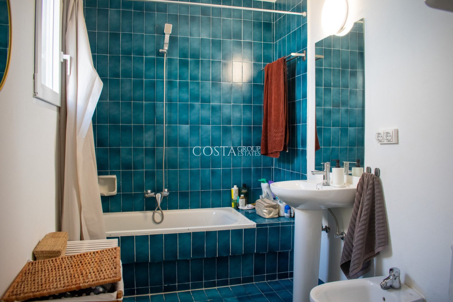 Resale - Apartments -
Alicante - Alicante Centro