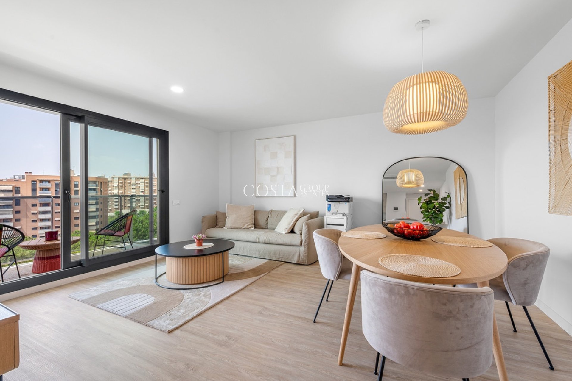 Resale - Apartments -
Alicante - Alicante Centro