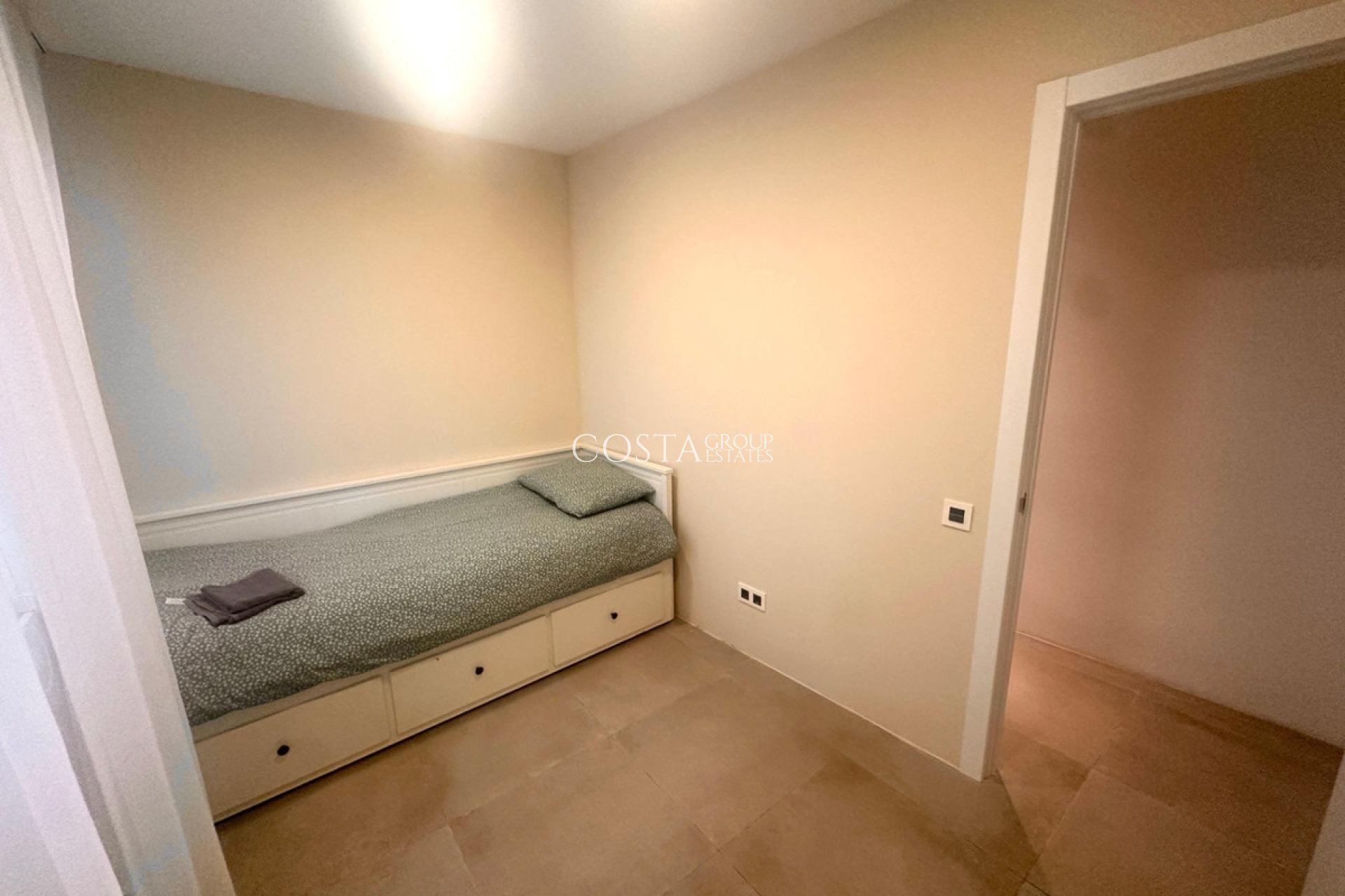 Resale - Apartments -
Alicante - Alicante Centro