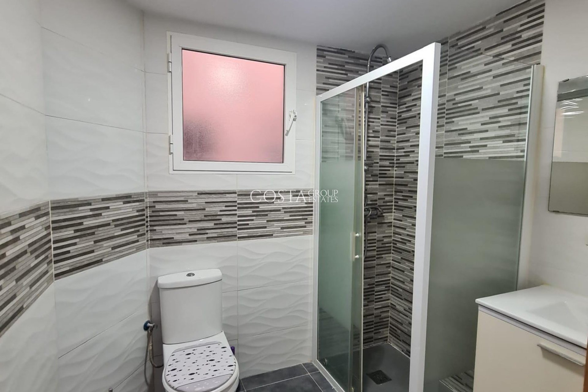 Resale - Apartments -
Alicante - Alicante Centro