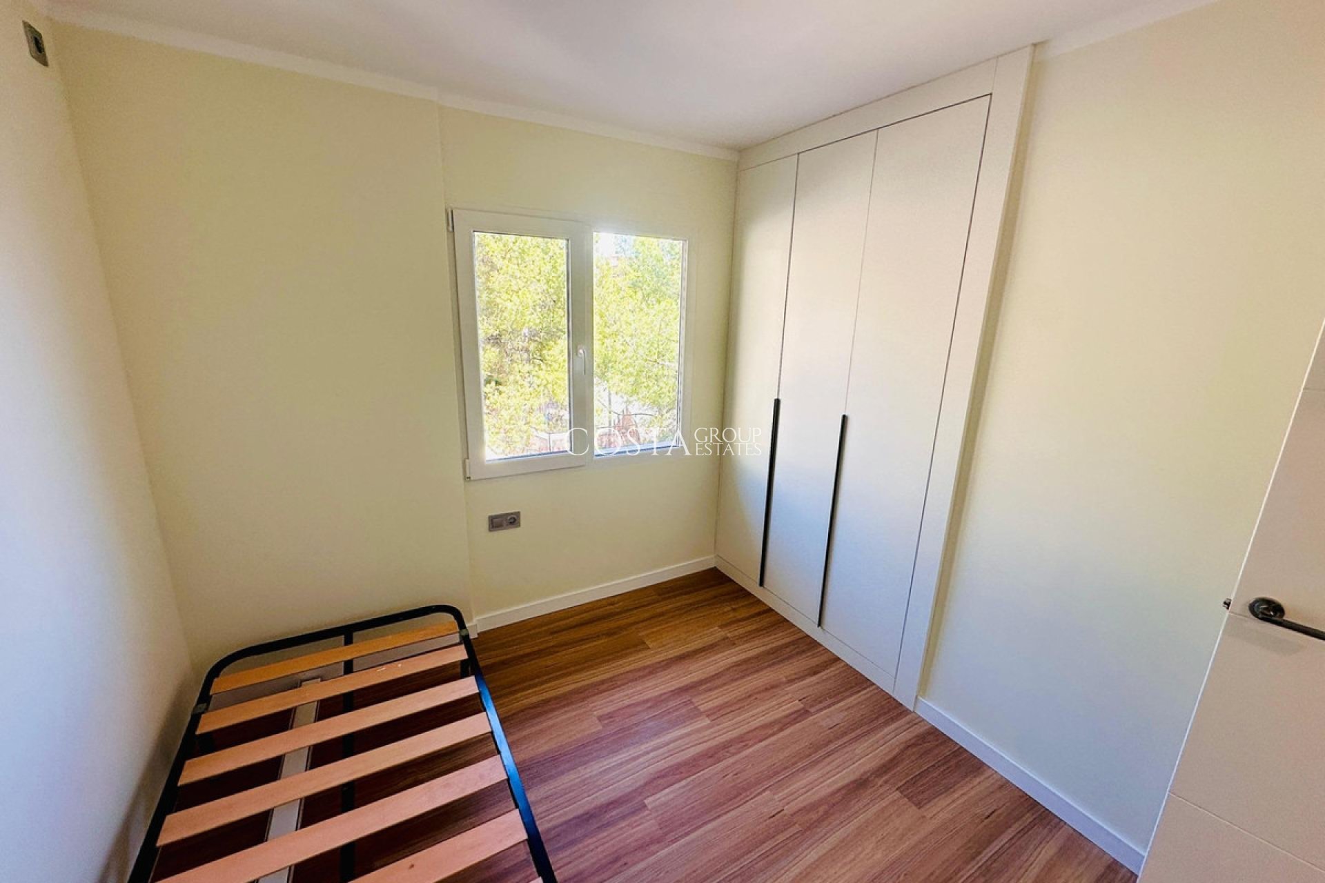 Resale - Apartments -
Alicante - Alicante Centro