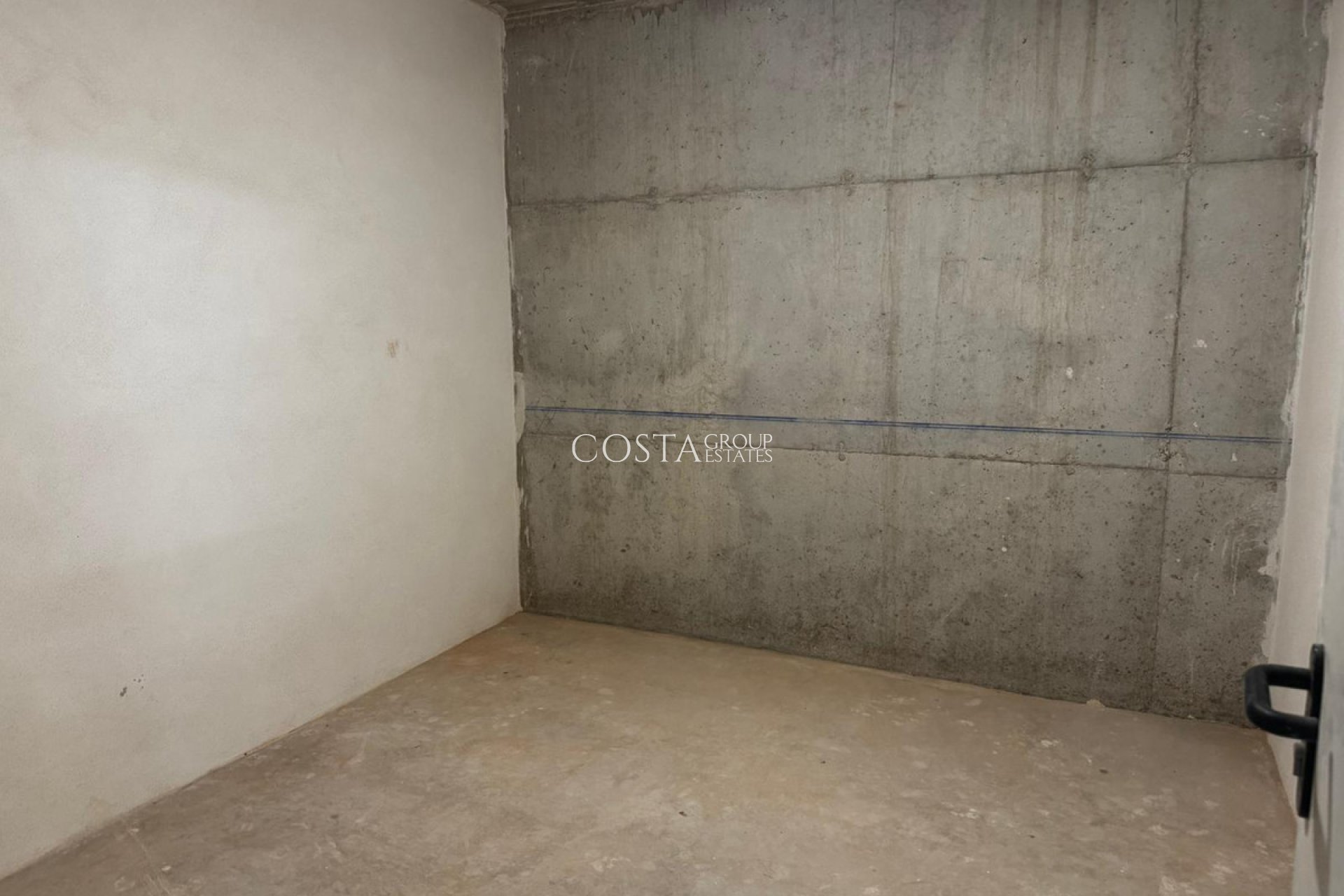 Resale - Apartments -
Alicante - Alicante Centro