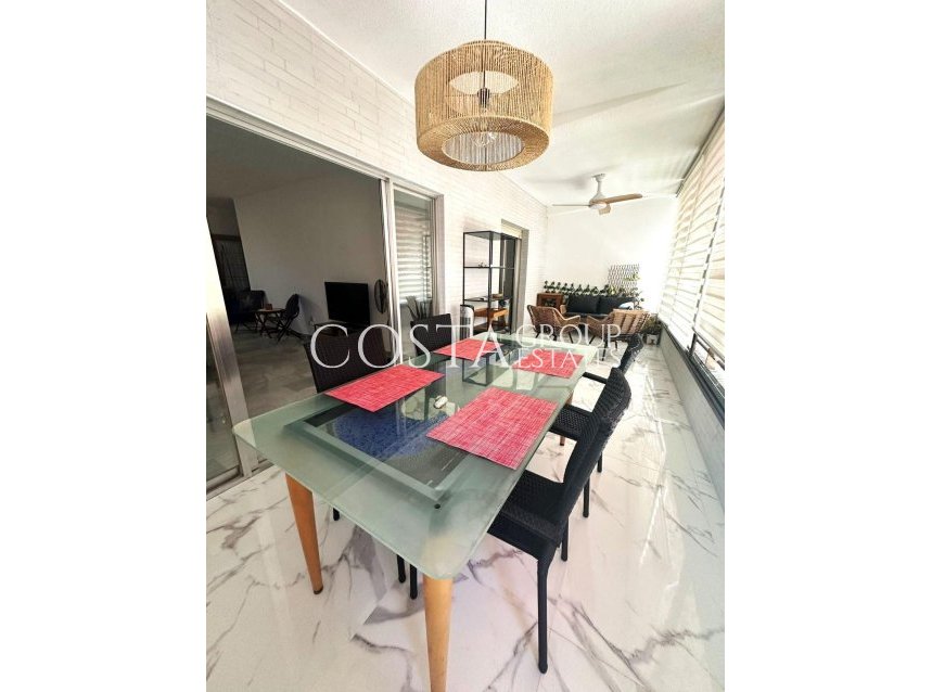 Resale - Apartments -
Alicante - Alicante Centro