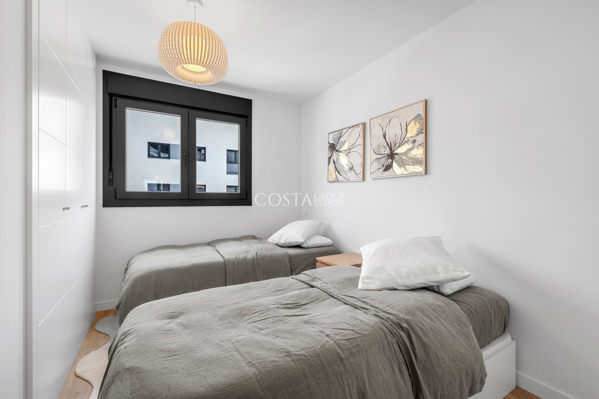 Resale - Apartments -
Alicante - Alicante Centro