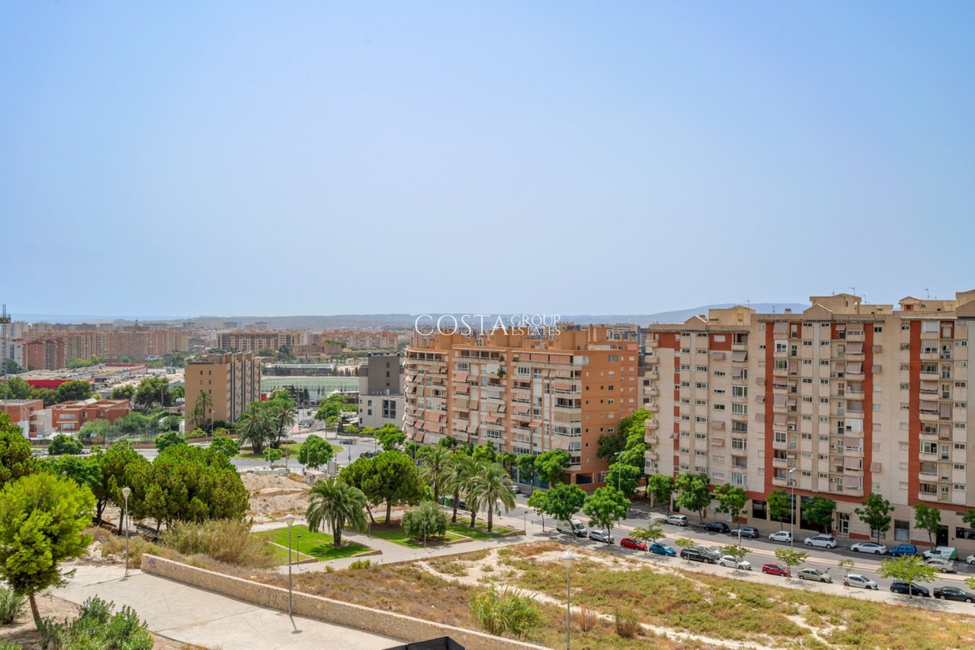 Resale - Apartments -
Alicante - Alicante Centro