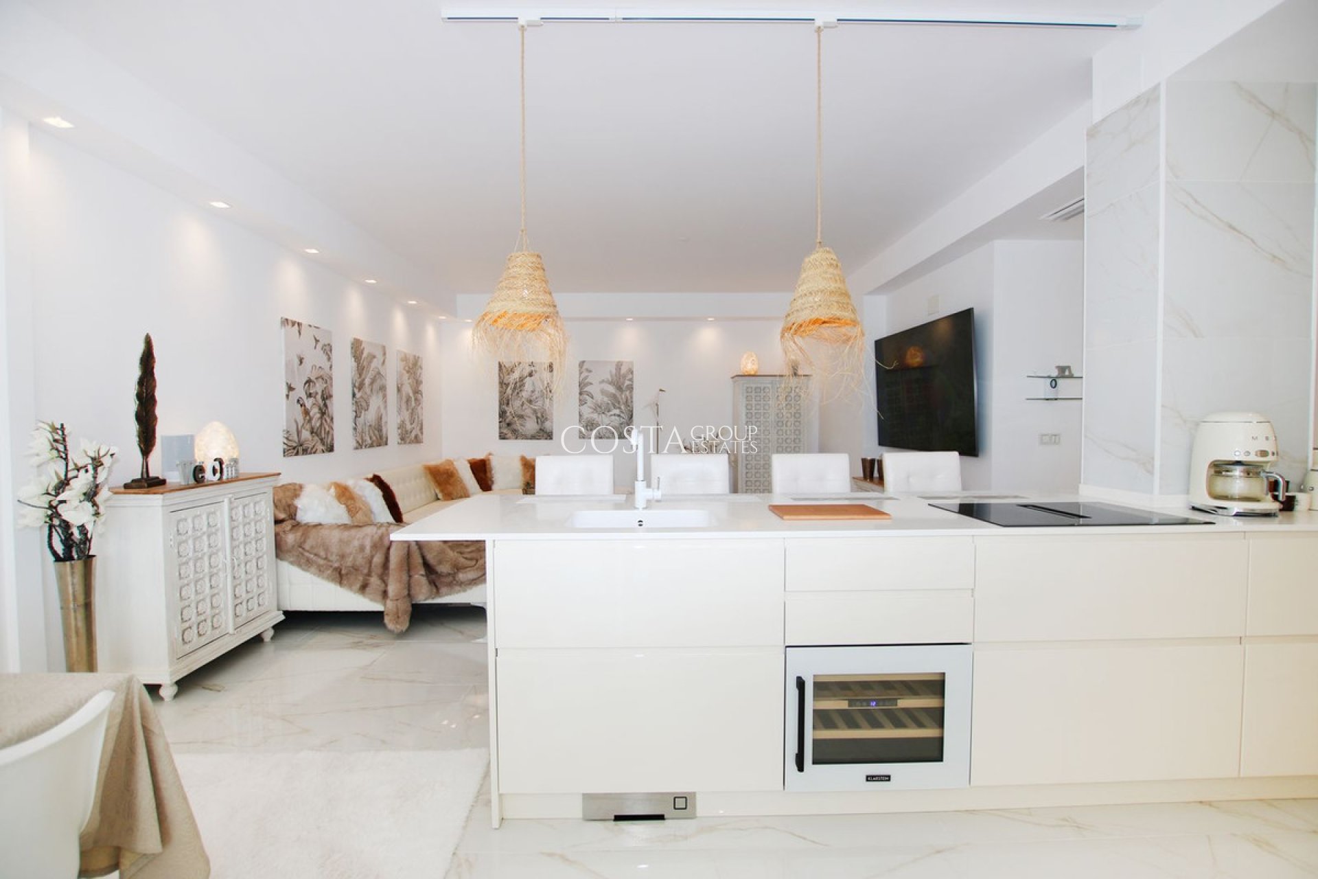 Resale - Apartments -
Alicante City - Alicante City Centro