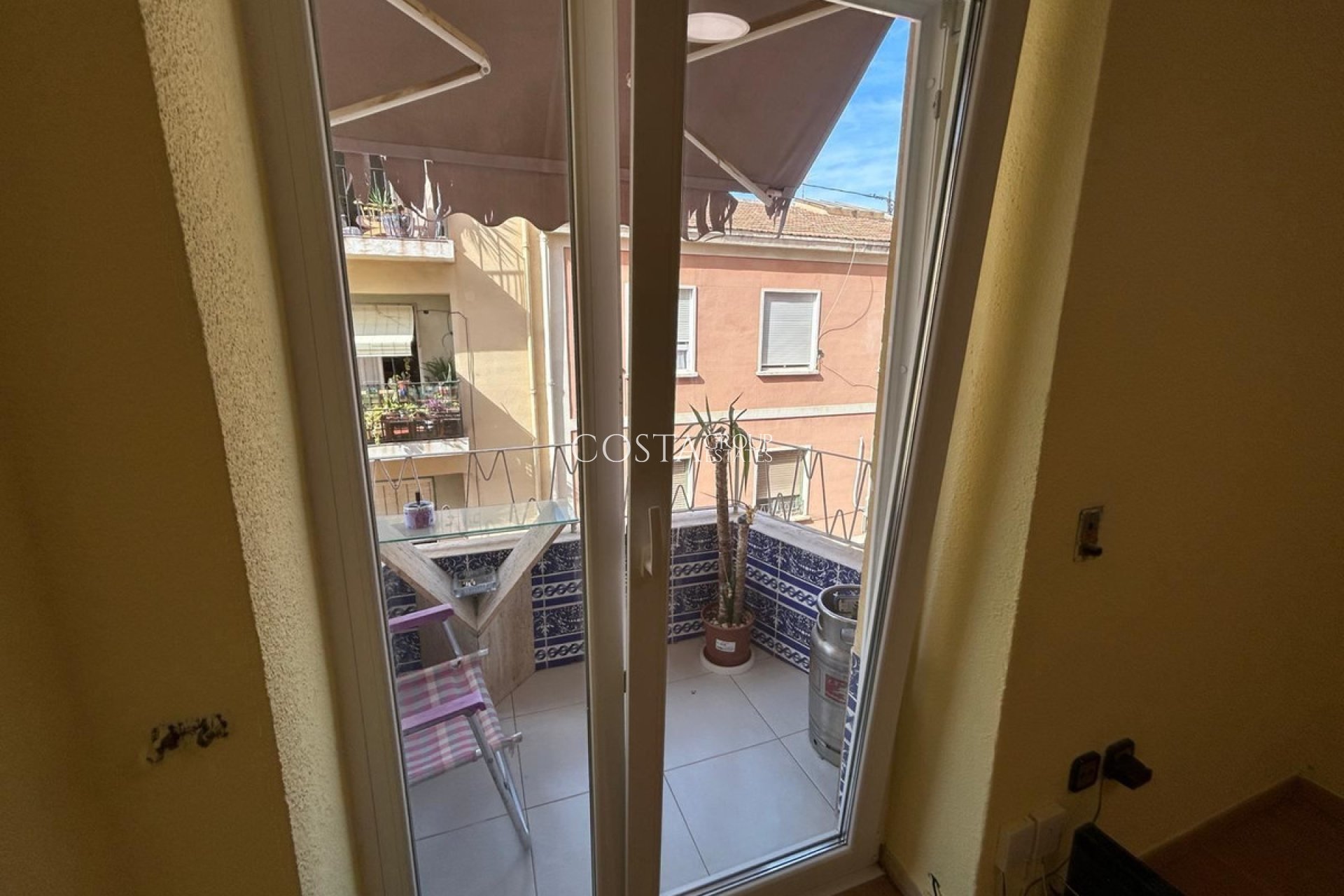 Resale - Apartments -
Alicante City - Alicante City Centro