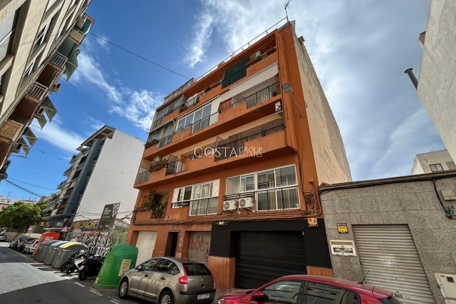 Resale - Apartments -
Alicante City - Alicante City Centro