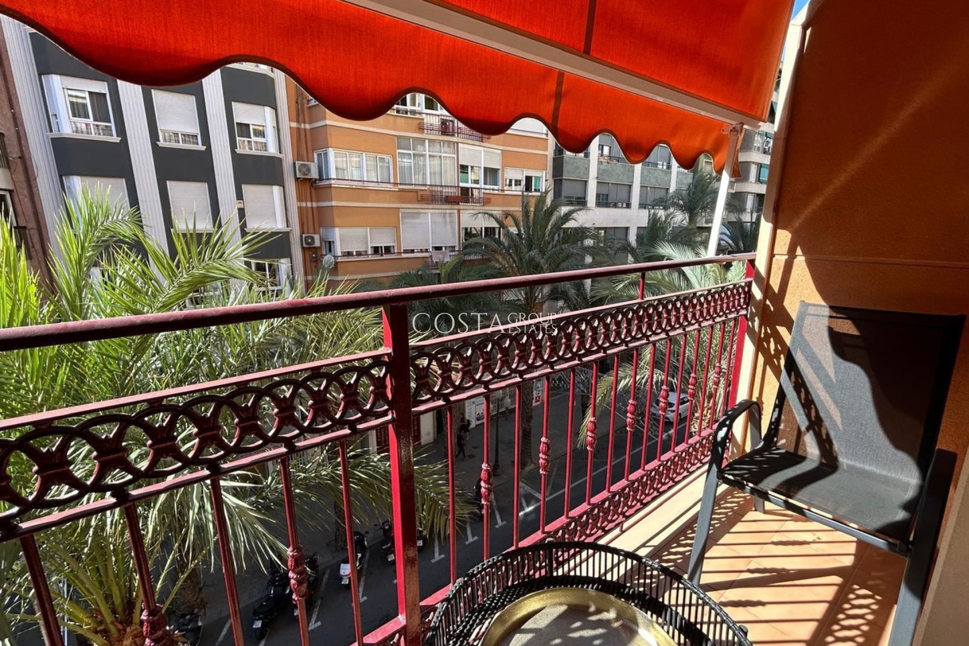 Resale - Apartments -
Alicante City - Alicante City Centro