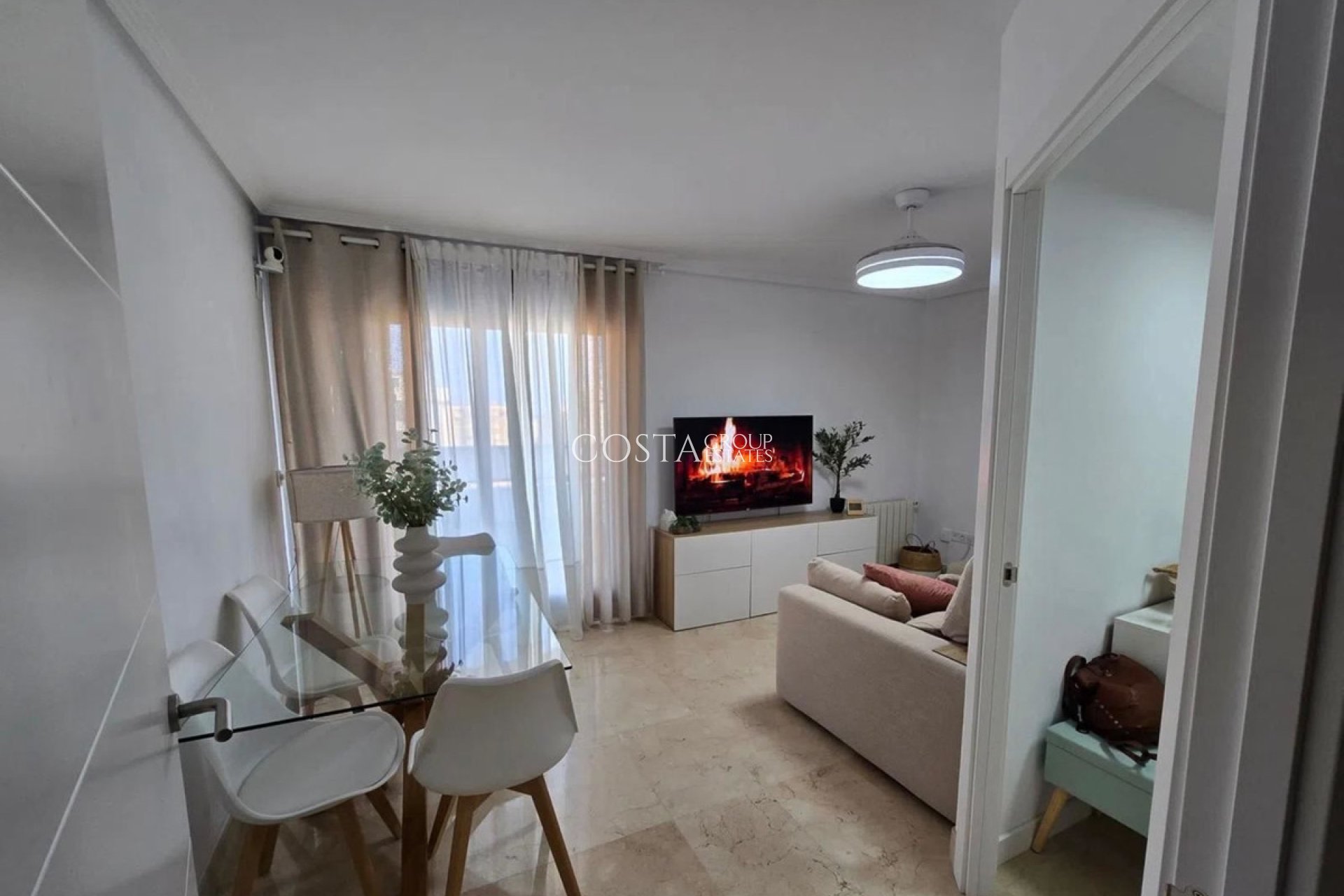 Resale - Apartments -
Alicante City - Alicante City Centro