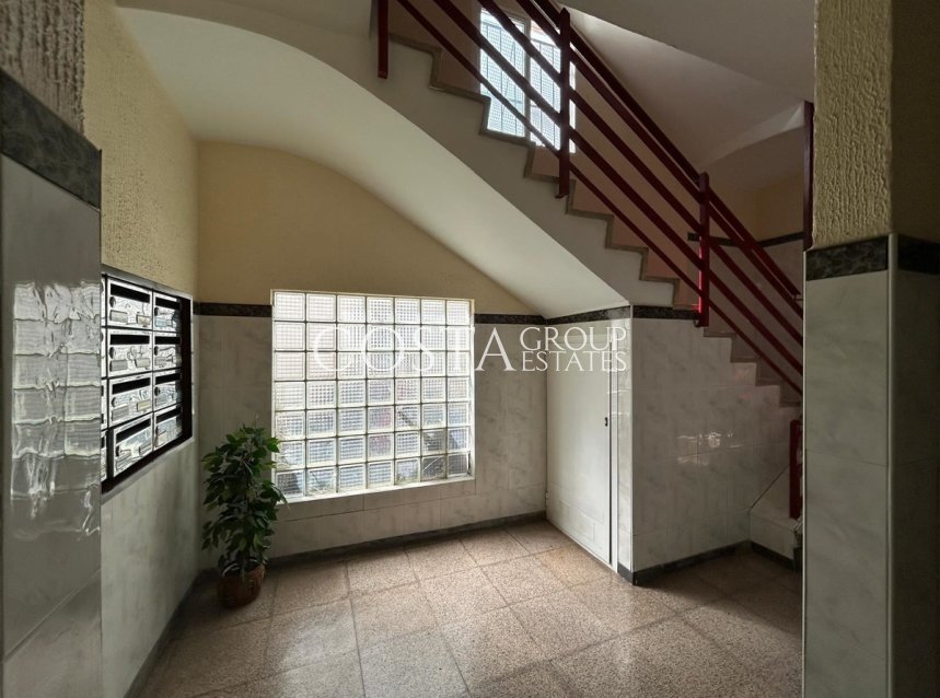 Resale - Apartments -
Alicante City - Alicante City Centro