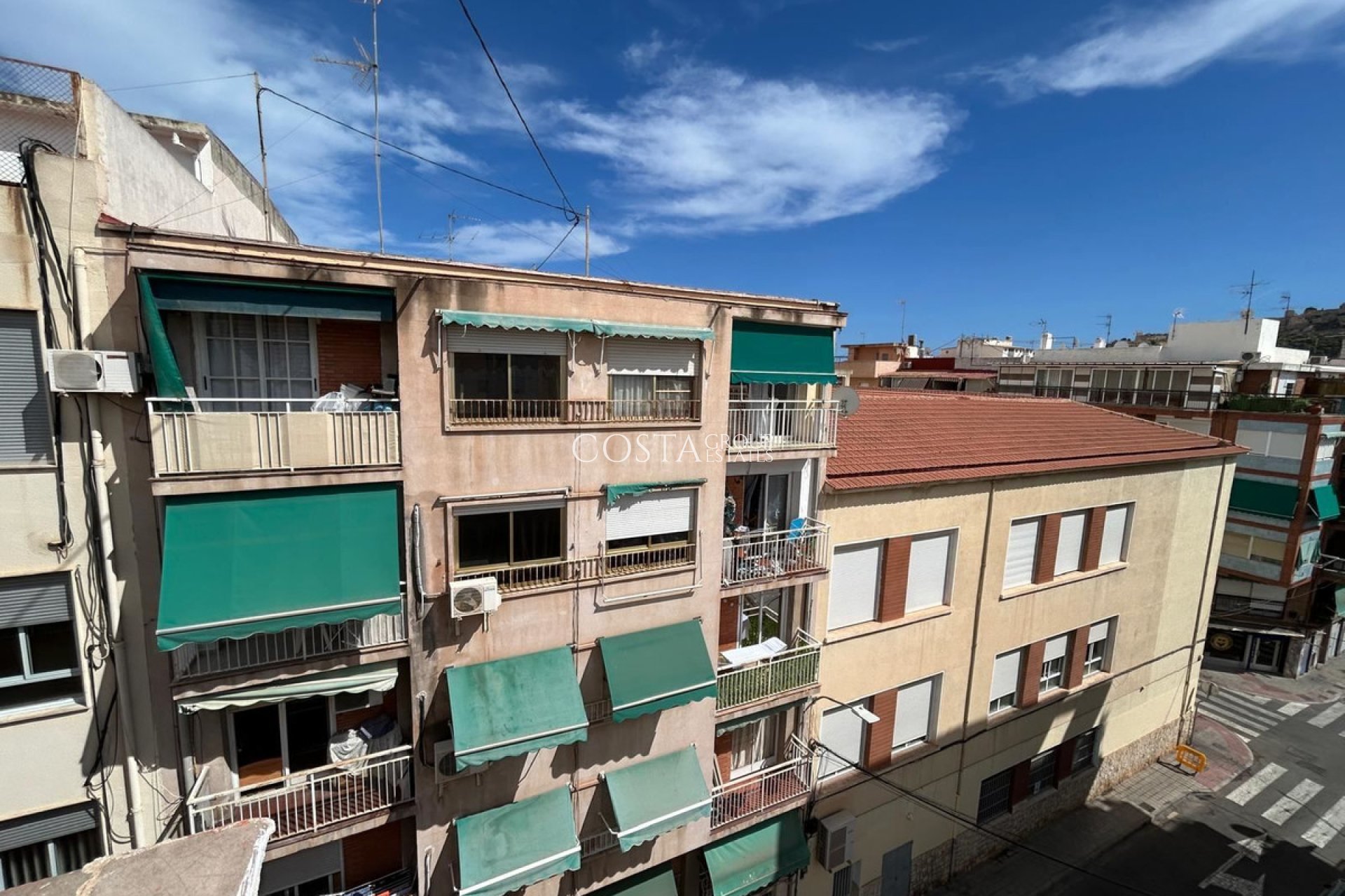 Resale - Apartments -
Alicante City - Alicante City Centro