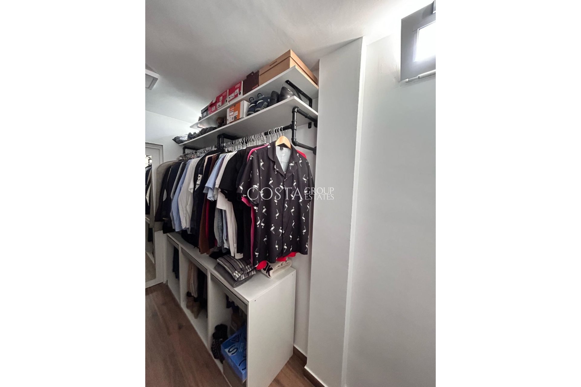 Resale - Apartments -
Alicante City - Alicante City Centro