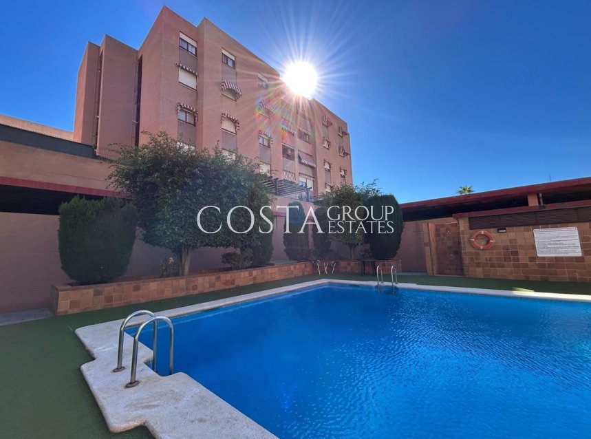 Resale - Apartments -
Alicante City - Alicante City Centro