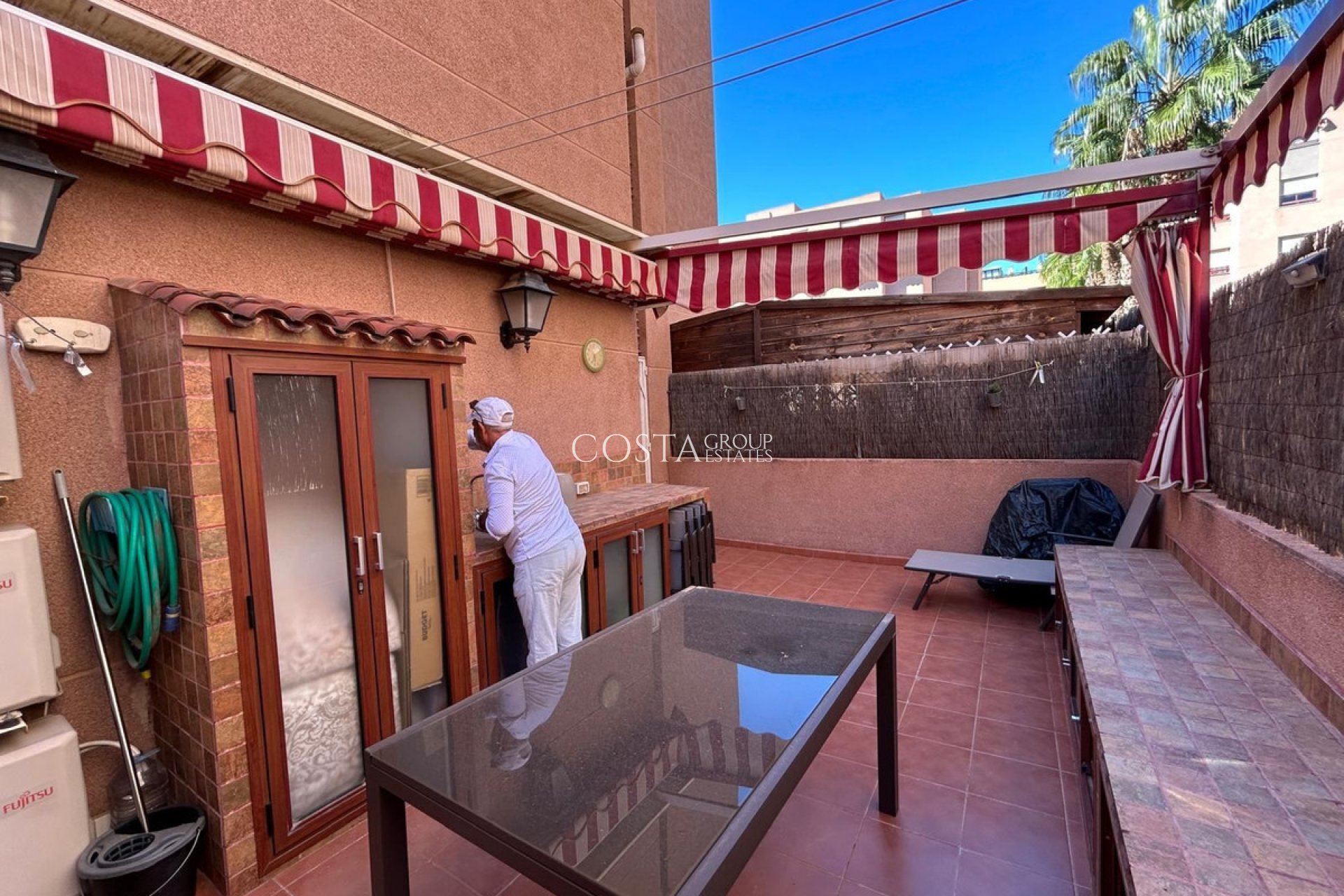 Resale - Apartments -
Alicante City - Alicante City Centro