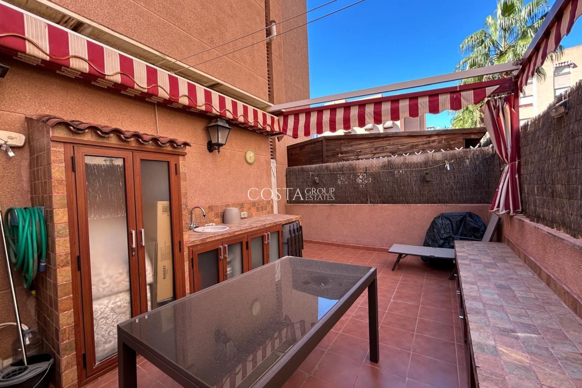 Resale - Apartments -
Alicante City - Alicante City Centro