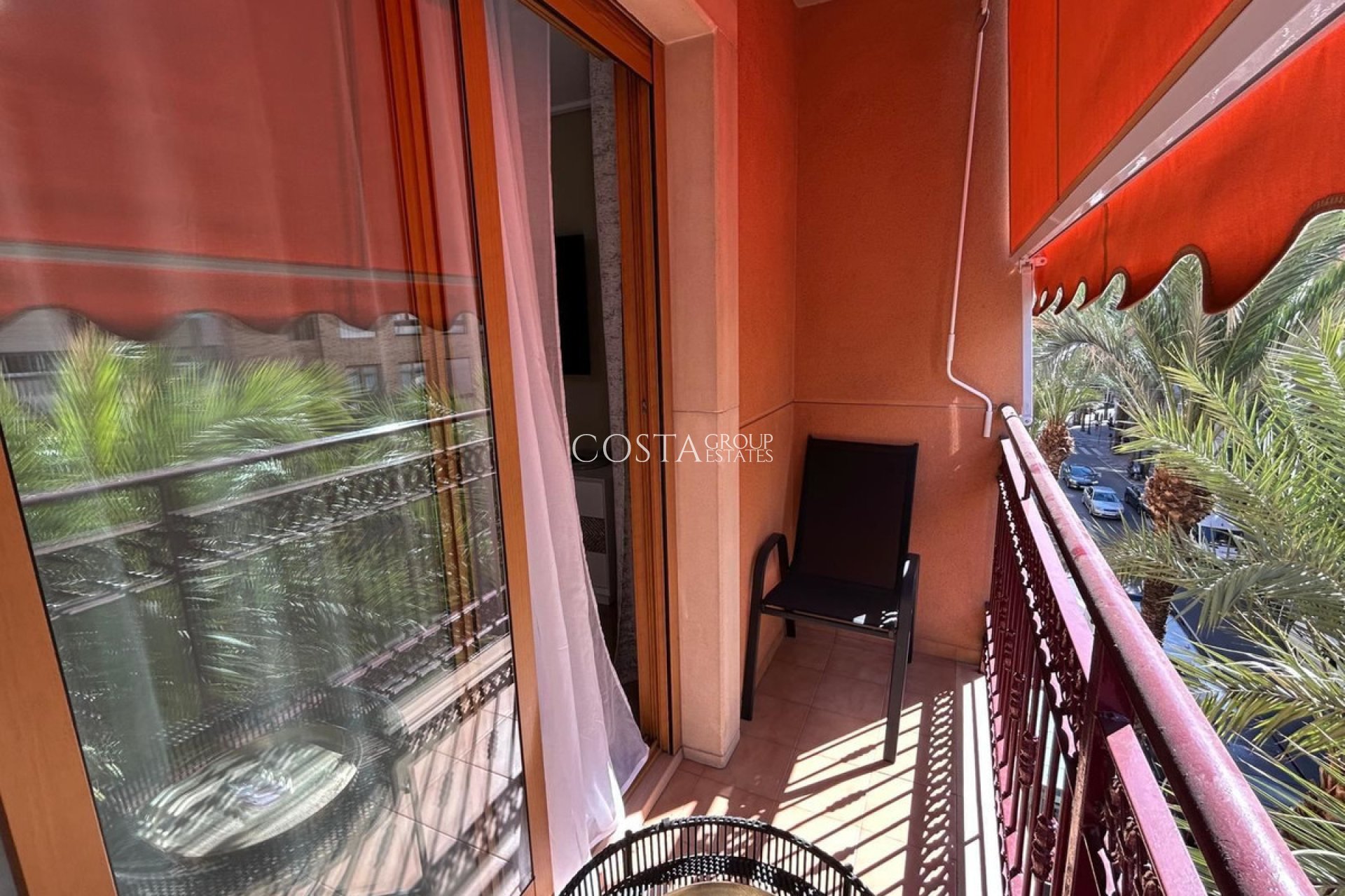 Resale - Apartments -
Alicante City - Alicante City Centro