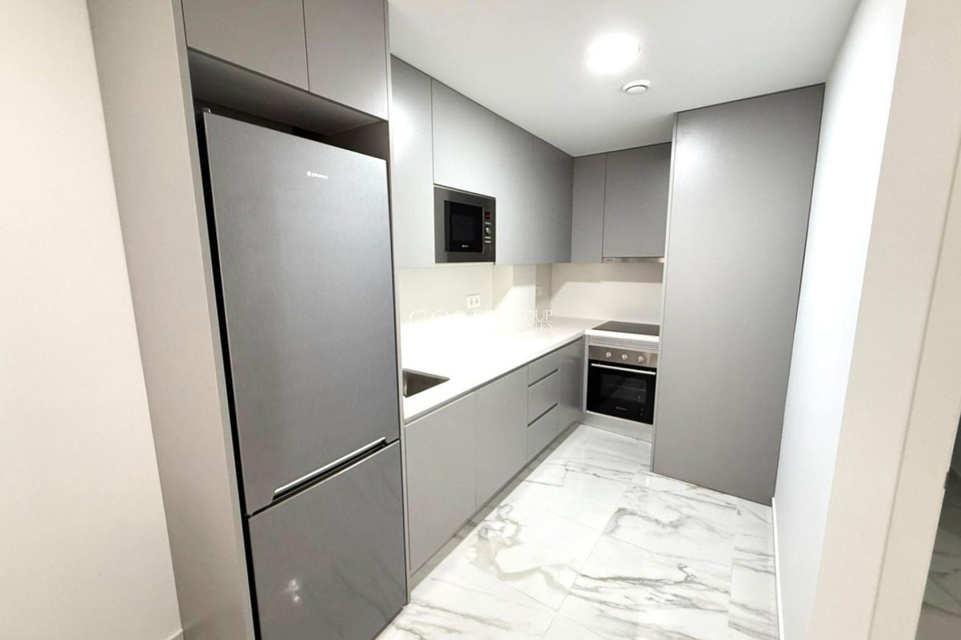 Resale - Apartments -
Alicante City - Parque de las Naciones