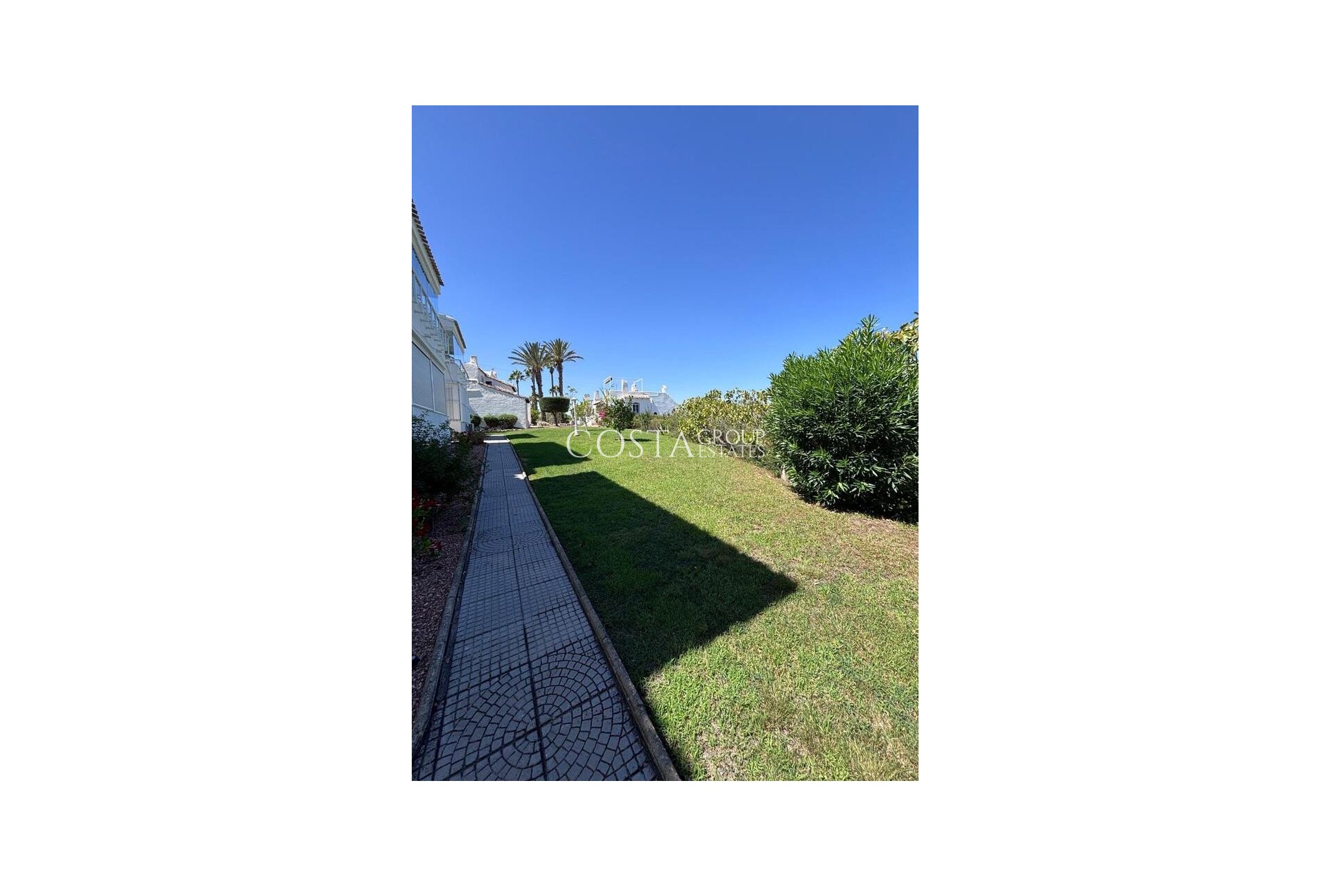 Resale - Apartments -
Alicante - La Rioja