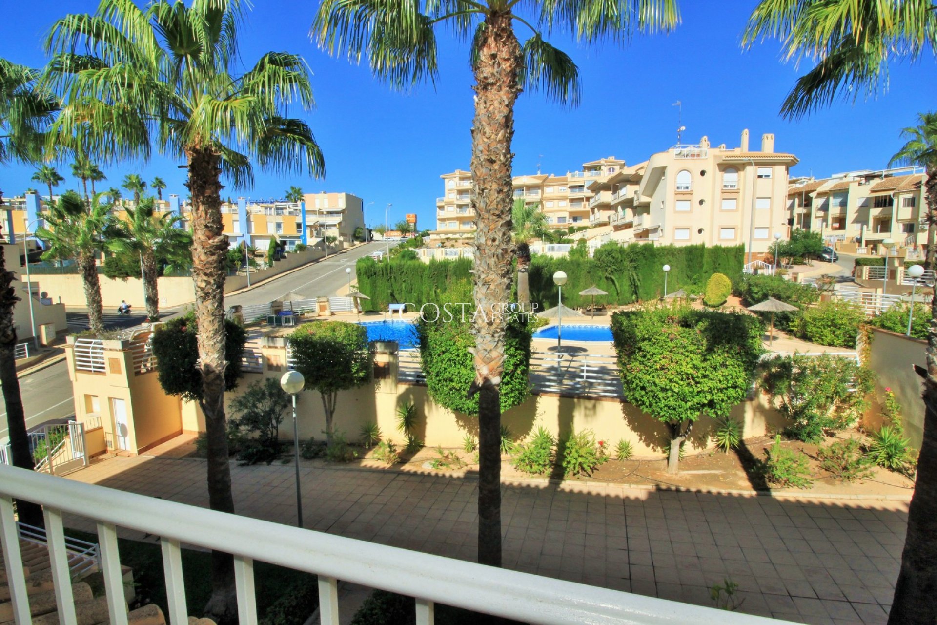 Resale - Apartments -
Cabo Roig