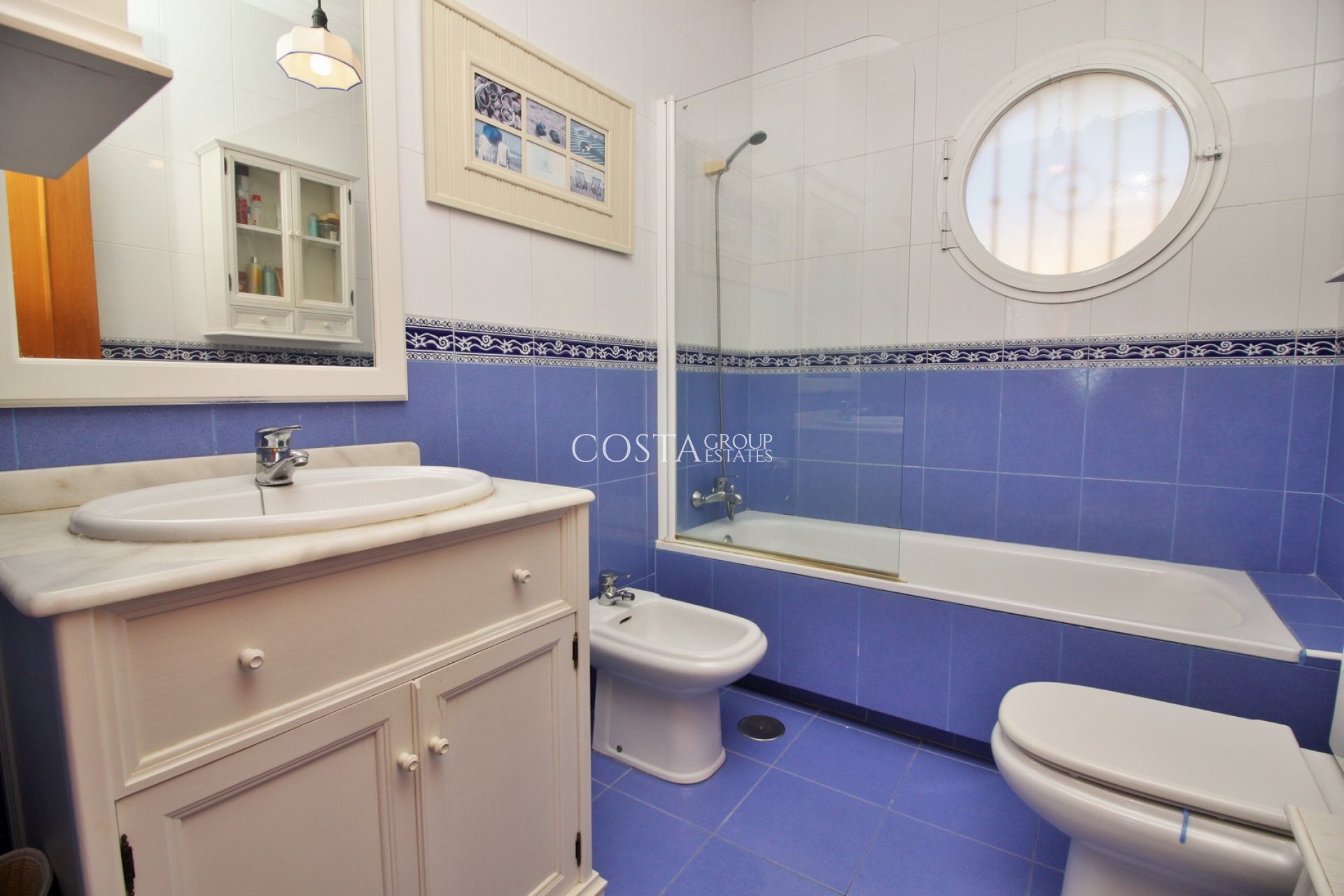 Resale - Apartments -
Cabo Roig