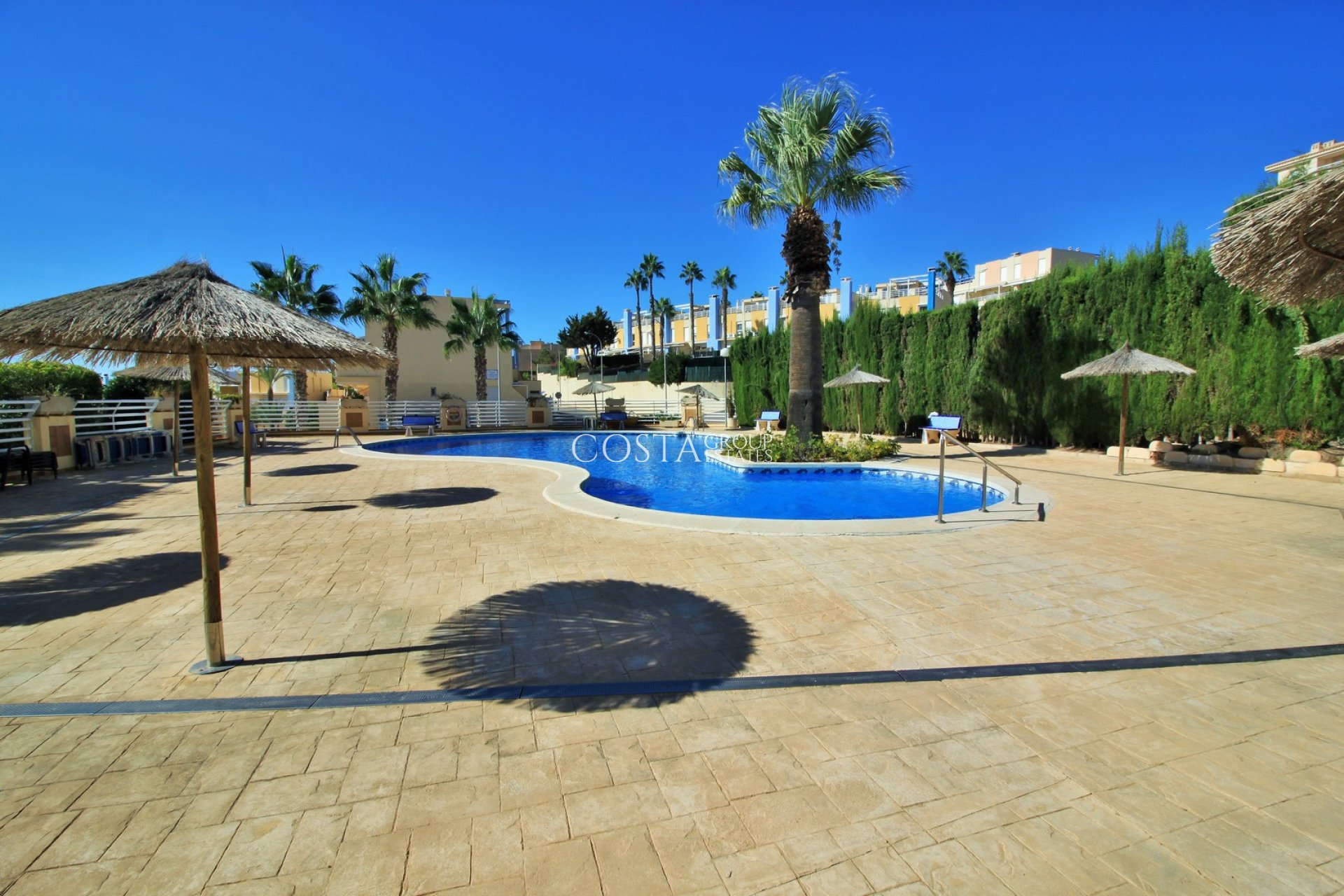 Resale - Apartments -
Cabo Roig