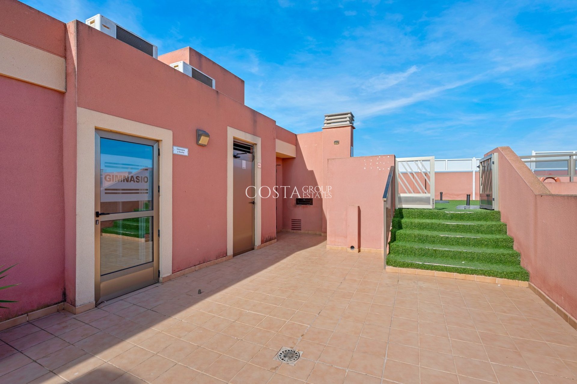 Resale - Apartments -
Formentera del Segura