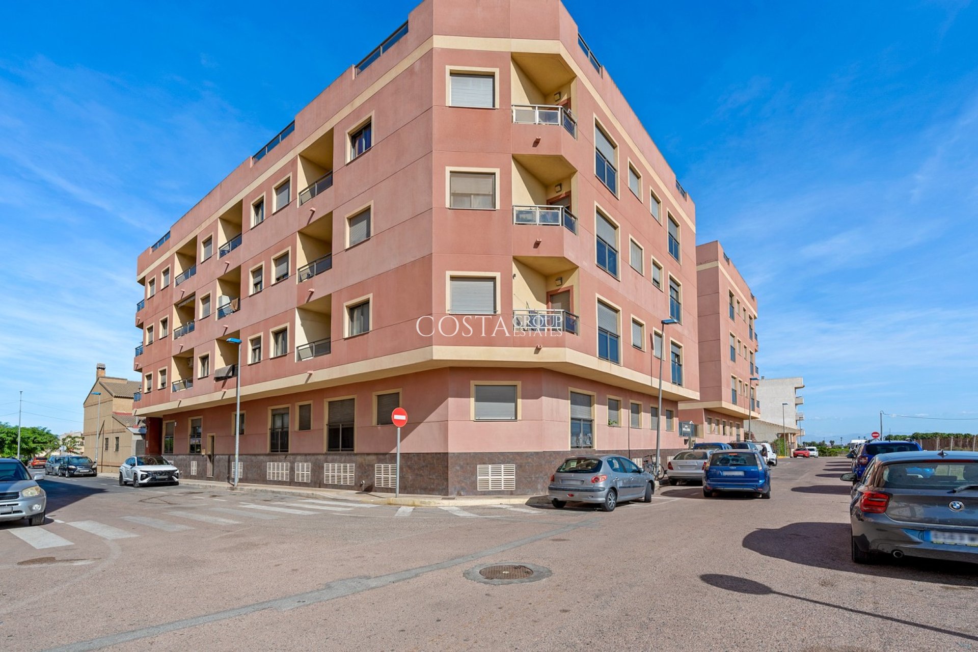 Resale - Apartments -
Formentera del Segura