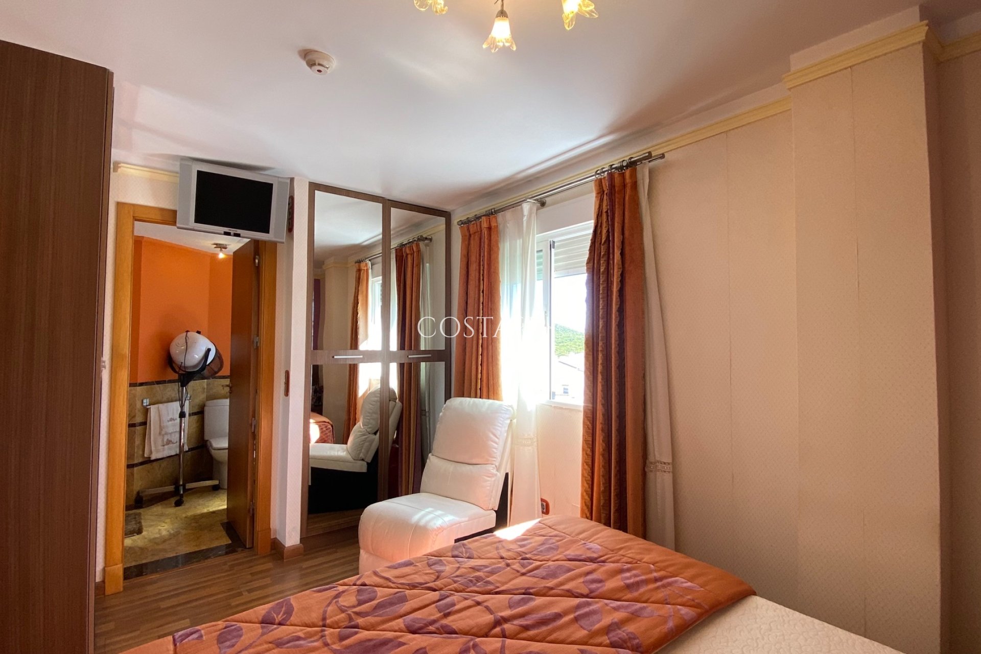 Resale - Apartments -
Guardamar del Segura - El Edén