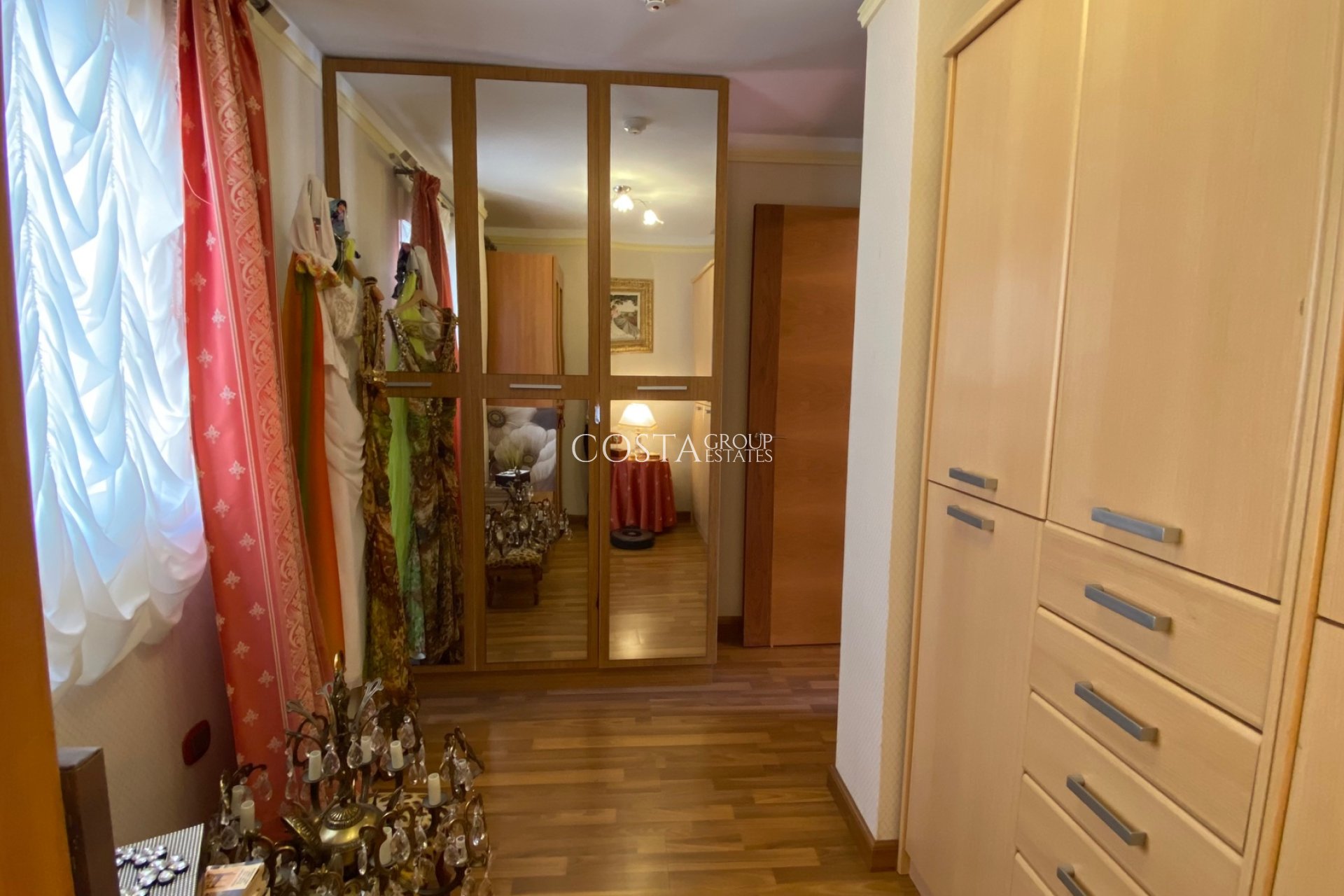 Resale - Apartments -
Guardamar del Segura - El Edén