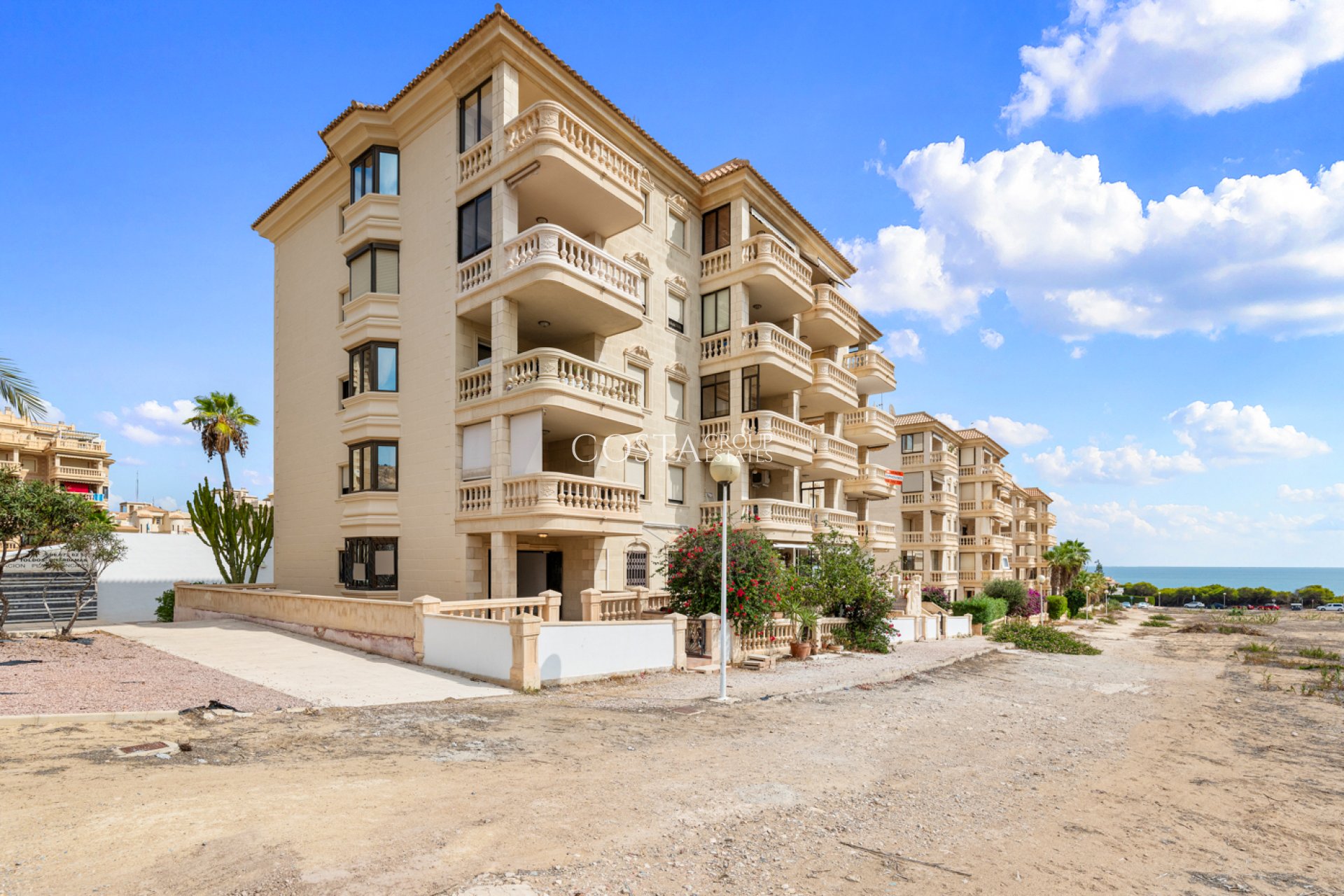Resale - Apartments -
Guardamar del Segura