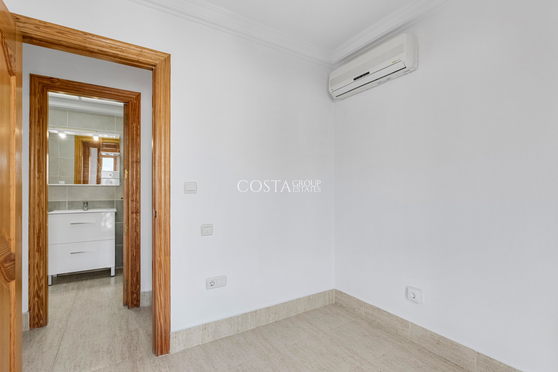 Resale - Apartments -
Guardamar del Segura