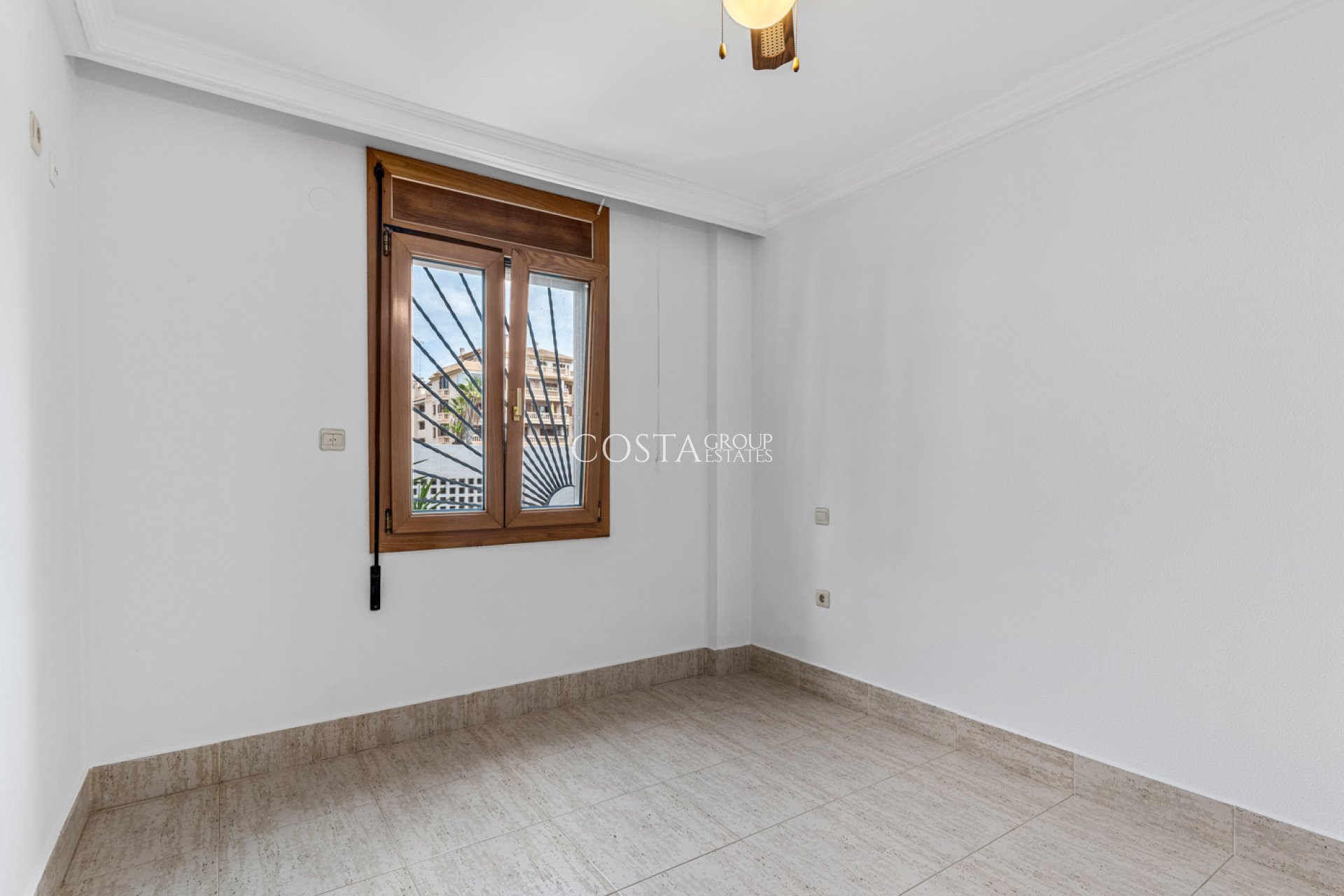 Resale - Apartments -
Guardamar del Segura