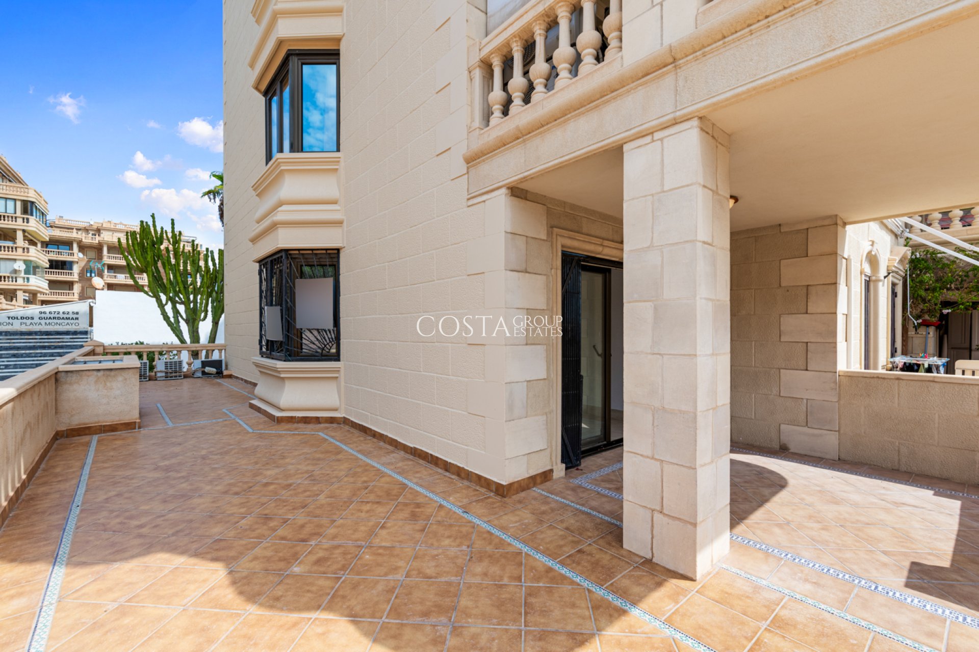 Resale - Apartments -
Guardamar del Segura
