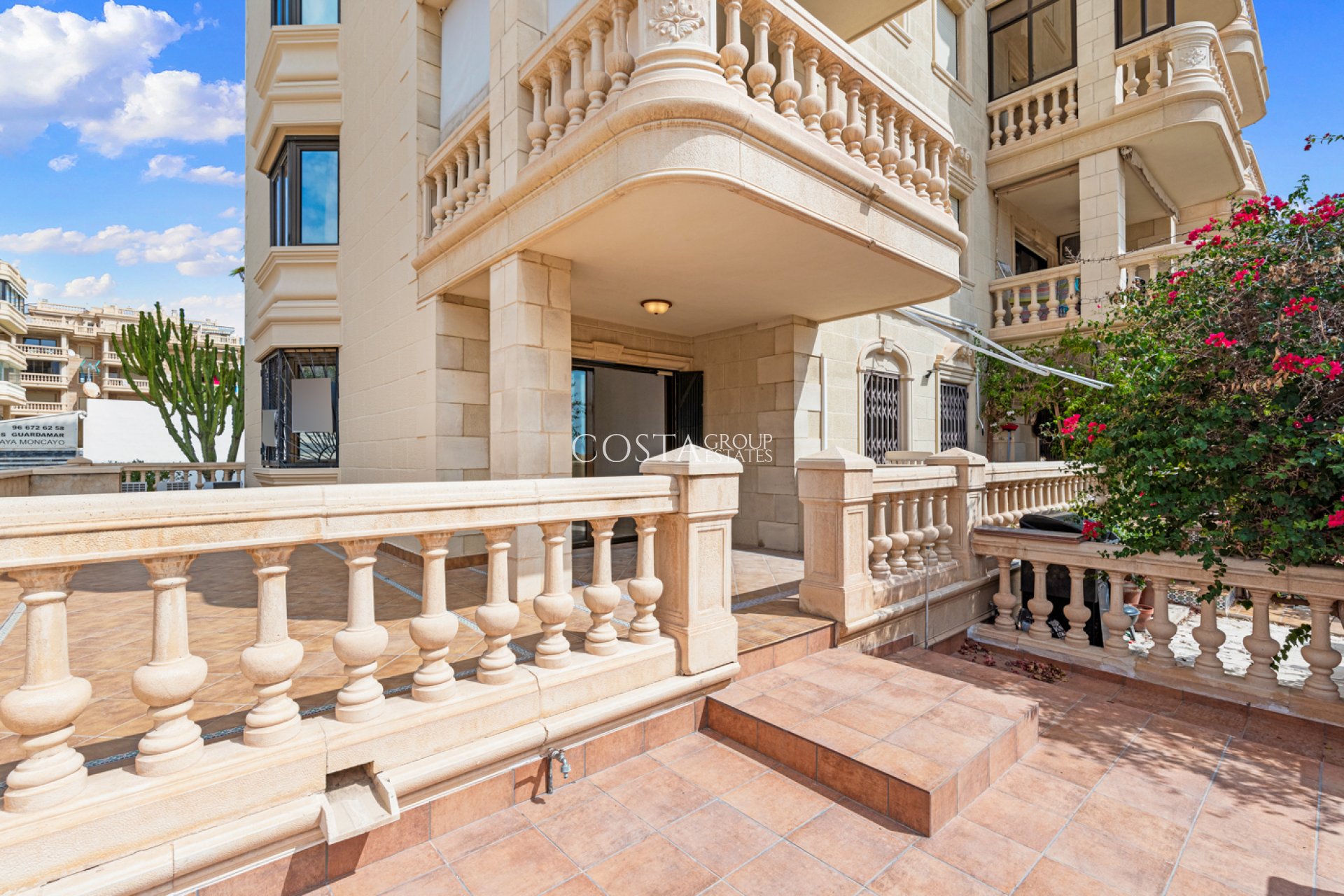 Resale - Apartments -
Guardamar del Segura