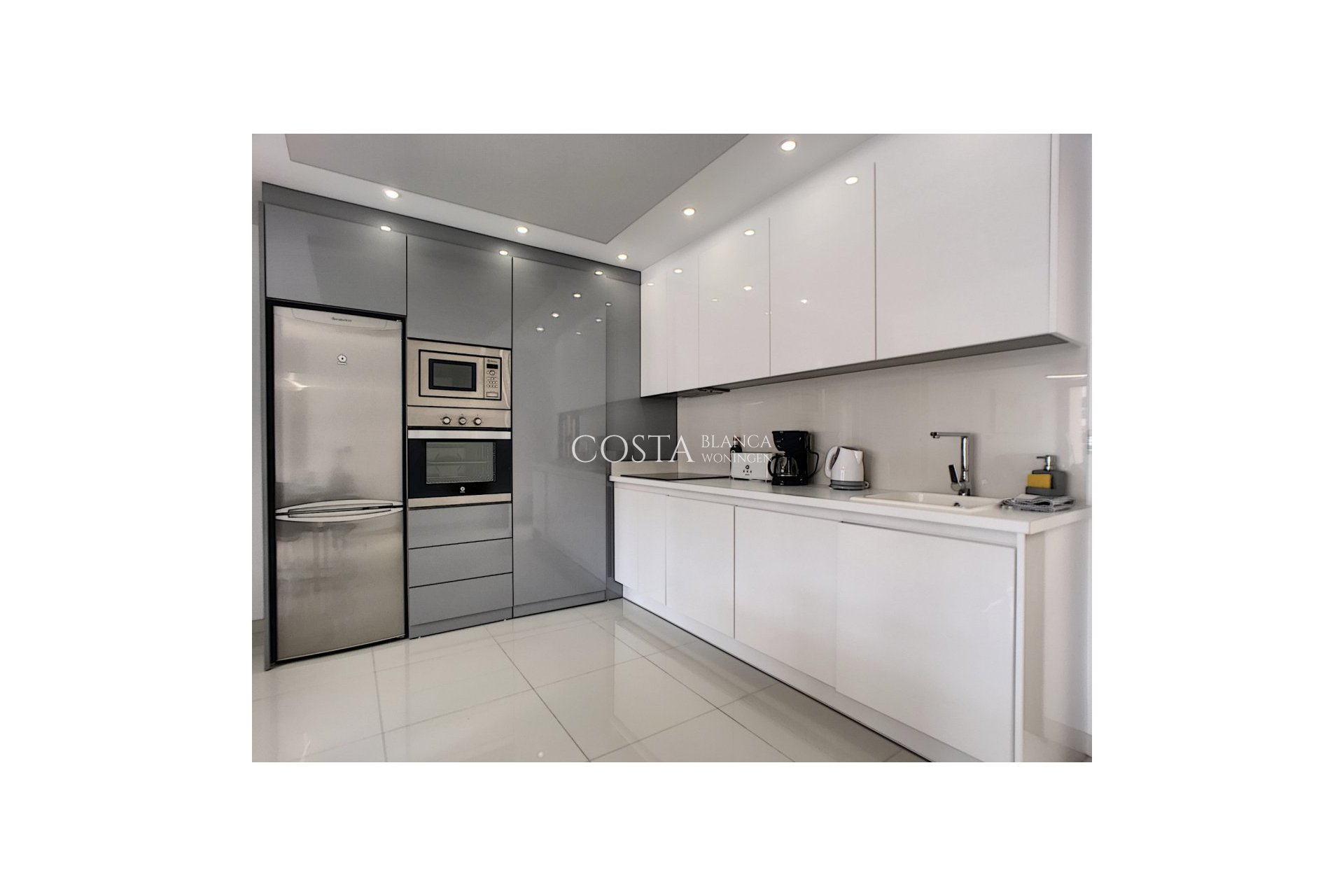 Resale - Apartments -
 - La Torre De La Horadada