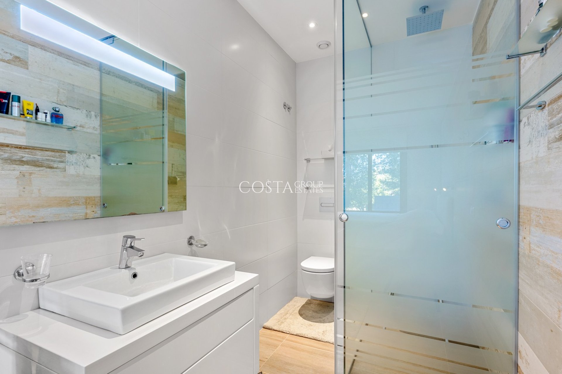 Resale - Apartments -
Las Colinas Golf